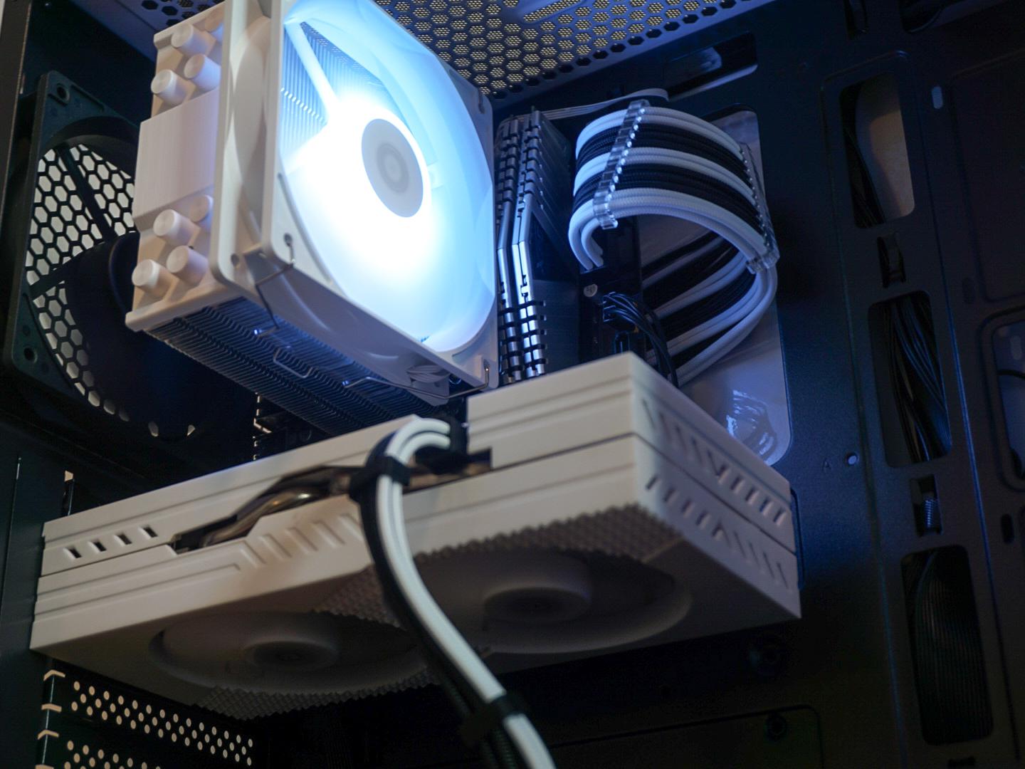 WK7 - Intel i7-7700k / RX 580 8GB / 16GB RAM DDR4 / 512GB NVMe SSD – Budget Gaming PC
