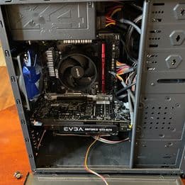 Great Condition Custom PC with EVGA SuperClocked black edition 1070