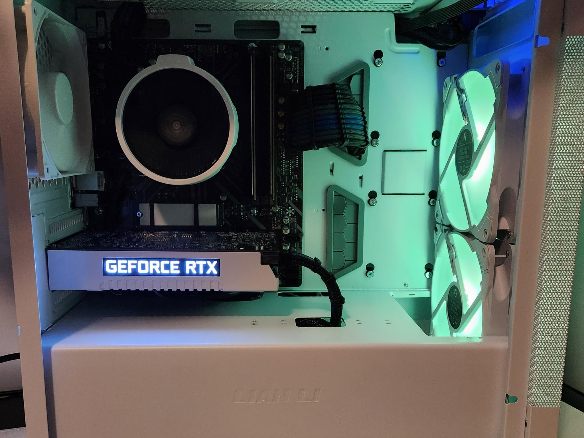Frosty Mini Mesh Gaming PC Ryzen 5 3600 / 16GB DDR4 / 1TB SSD / RTX 2060