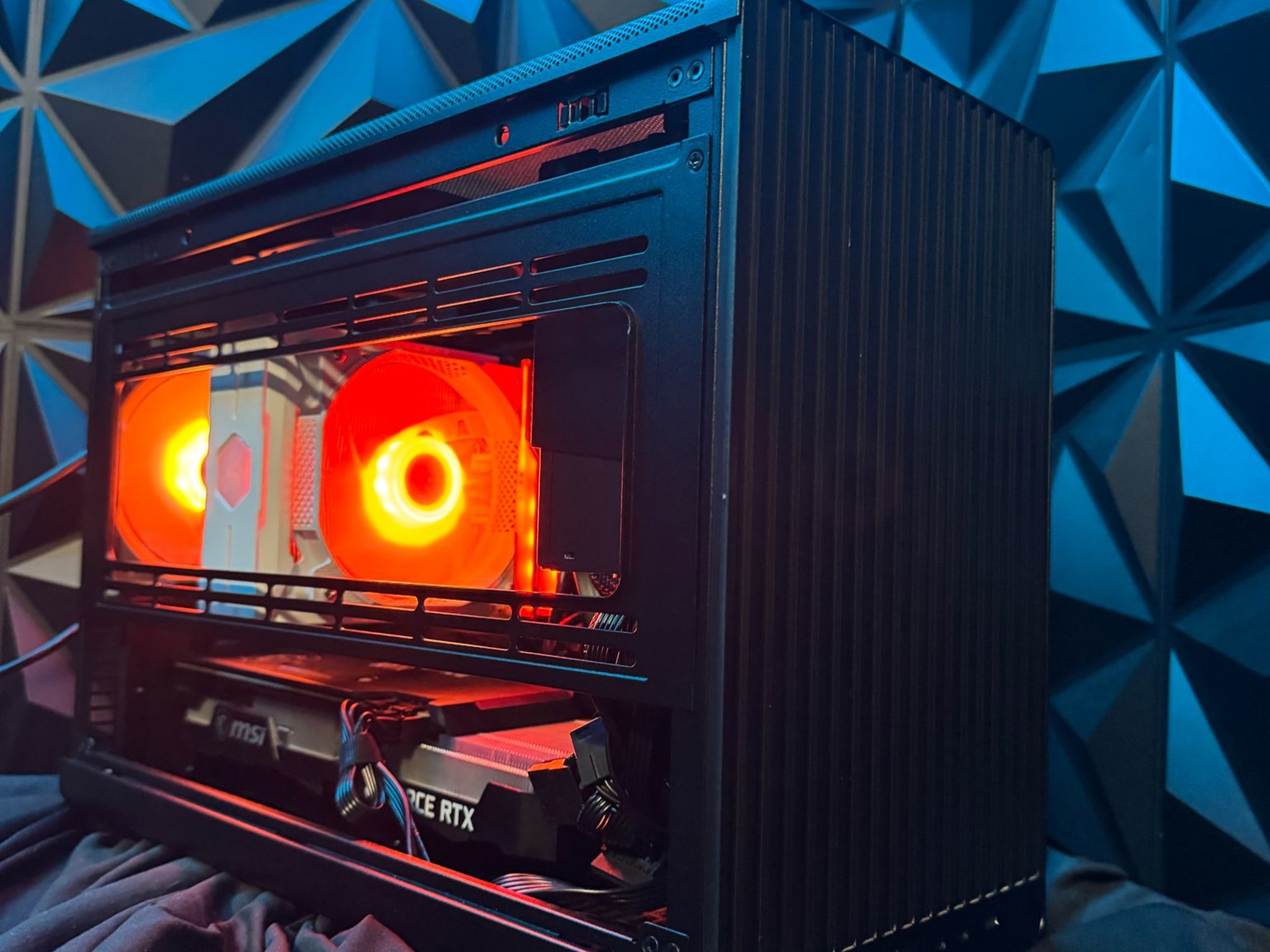 🔥 Tusker Mesh Mini 🔥 i5 14600KF |RTX 3070| 32 GB DDR5 | 2 TB NVMe Free Games included