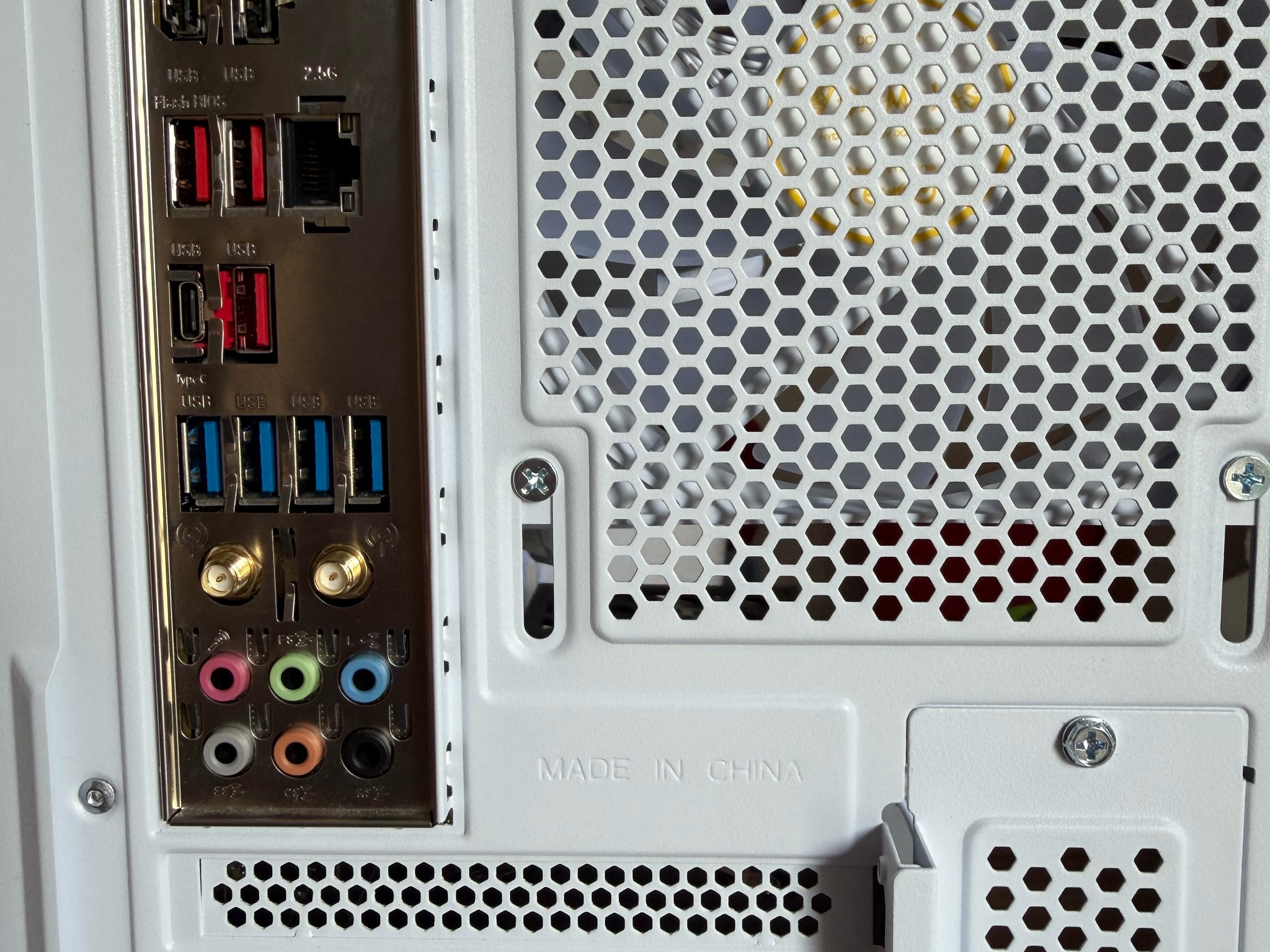 ⚪️"Polar Zenith "⚪️| 4k Gaming | RTX 4070 Ti Super 16GB | Ryzen 5 7600 | 32B DDR5 Ram | 2TB NVMe