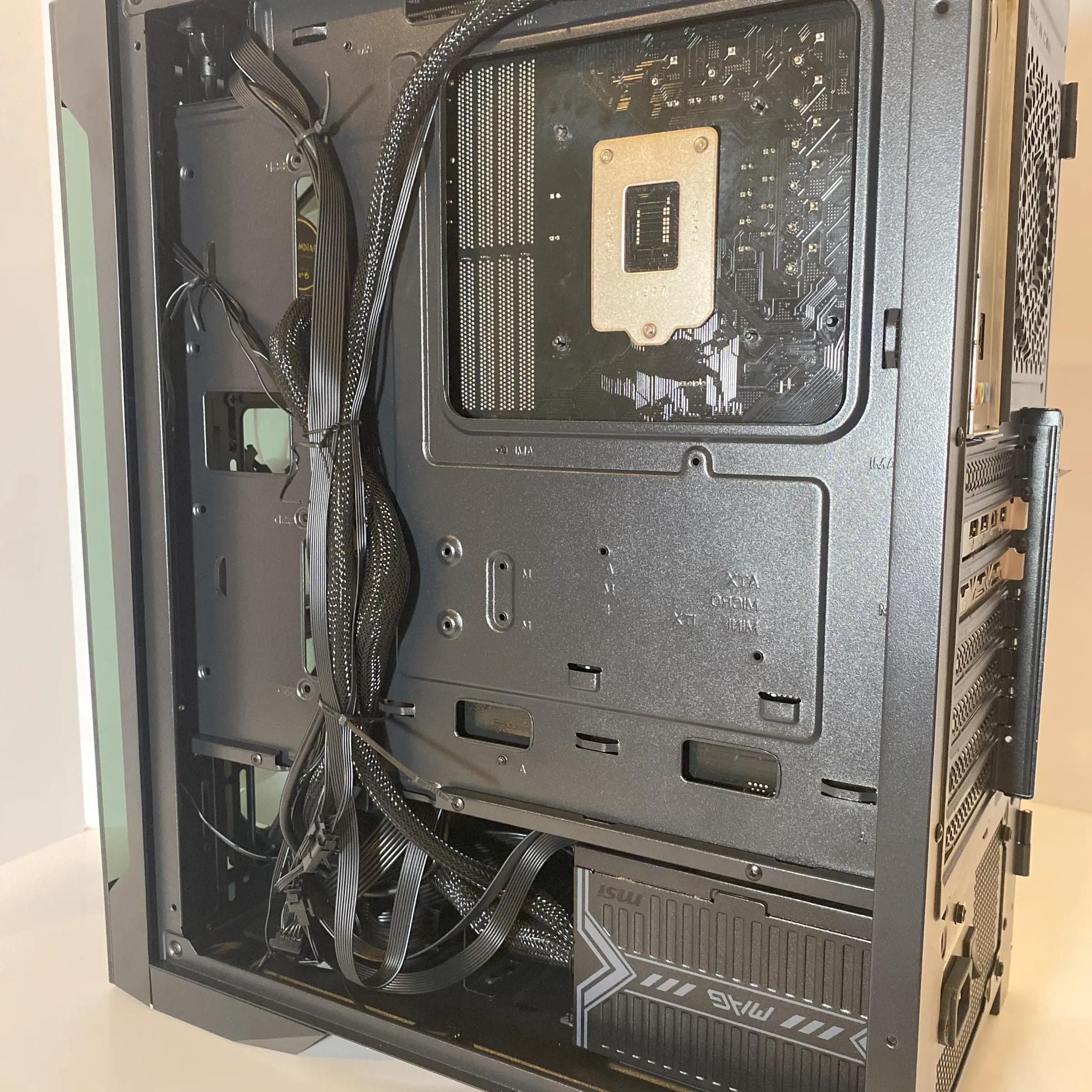 Great Value and Performance 1080p Gaming PC! – Intel i7-9700K | RX 6600 | 16GB RAM | 1TB SSD