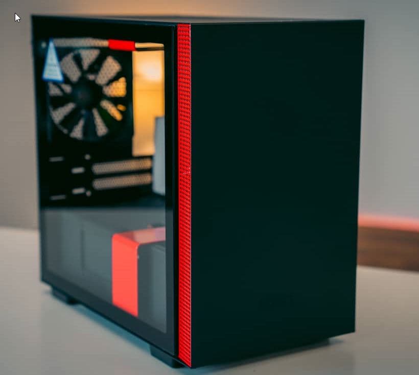 NZXT H210 Red