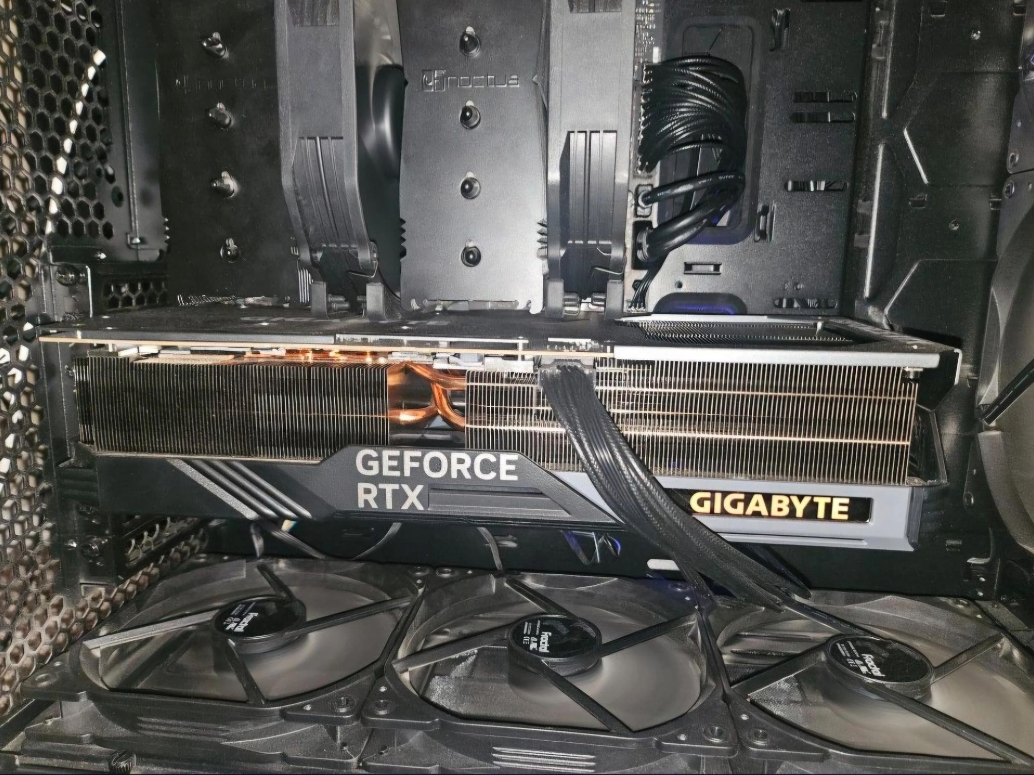 GIGABYTE RTX 4090