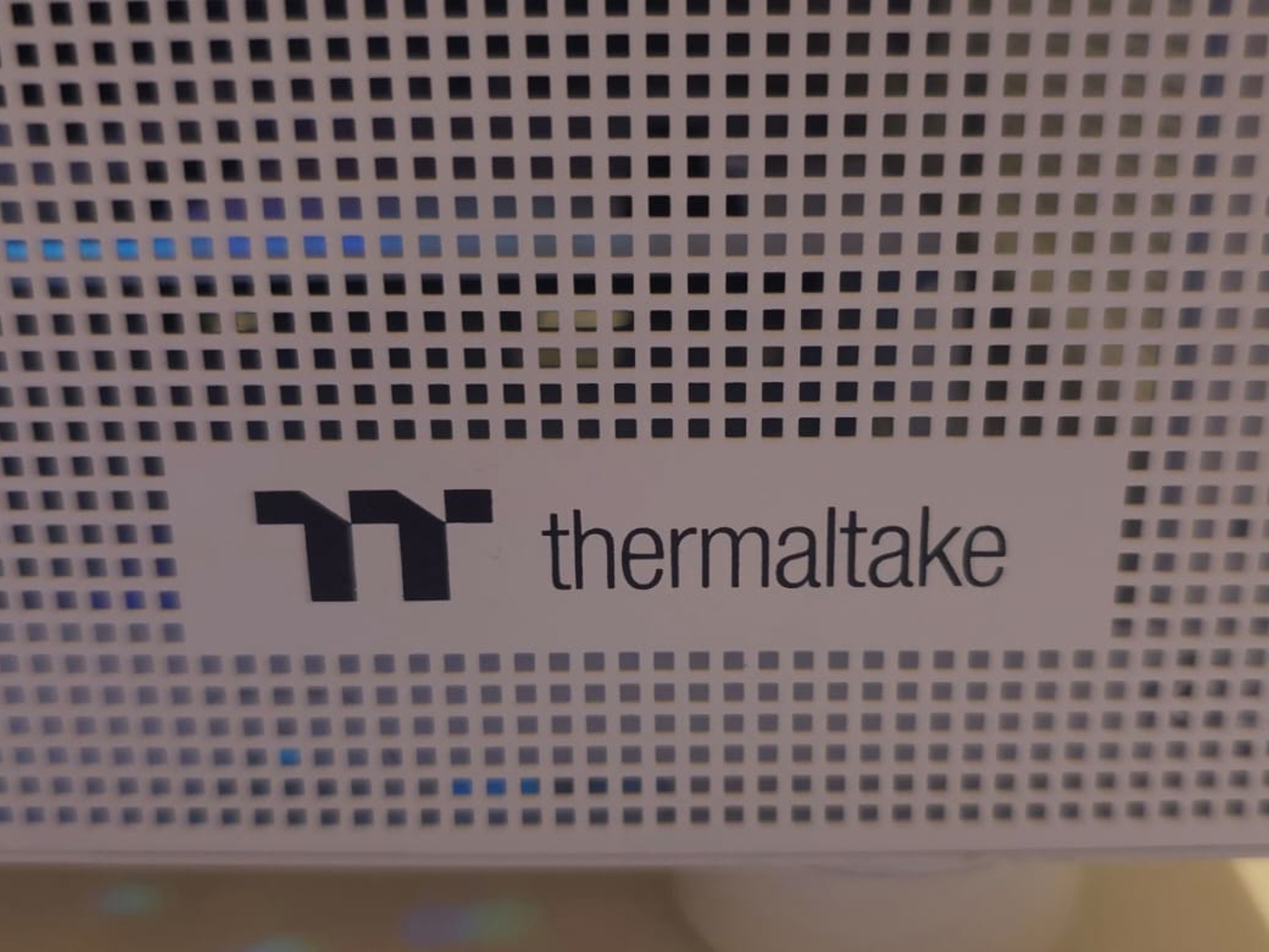 Custom White ARGB Gaming PC – Sleek, Powerful, and Ready to Go