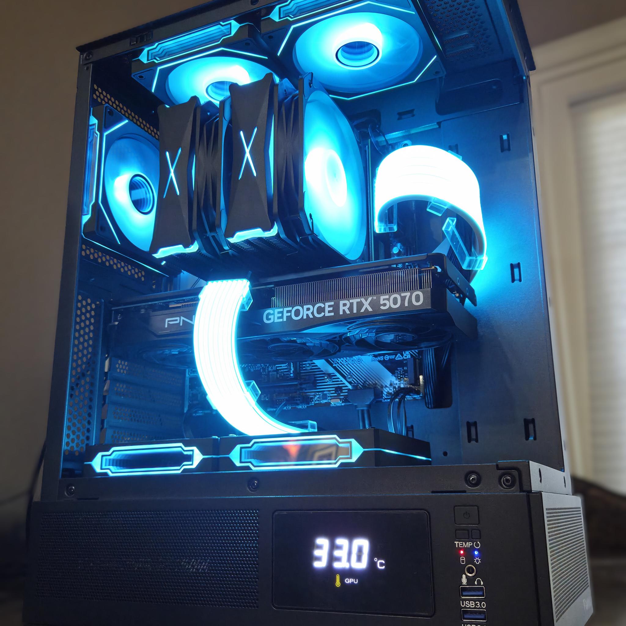 Super!💥 7700|5070|DDR5-32GB|2TB|Temp Display
