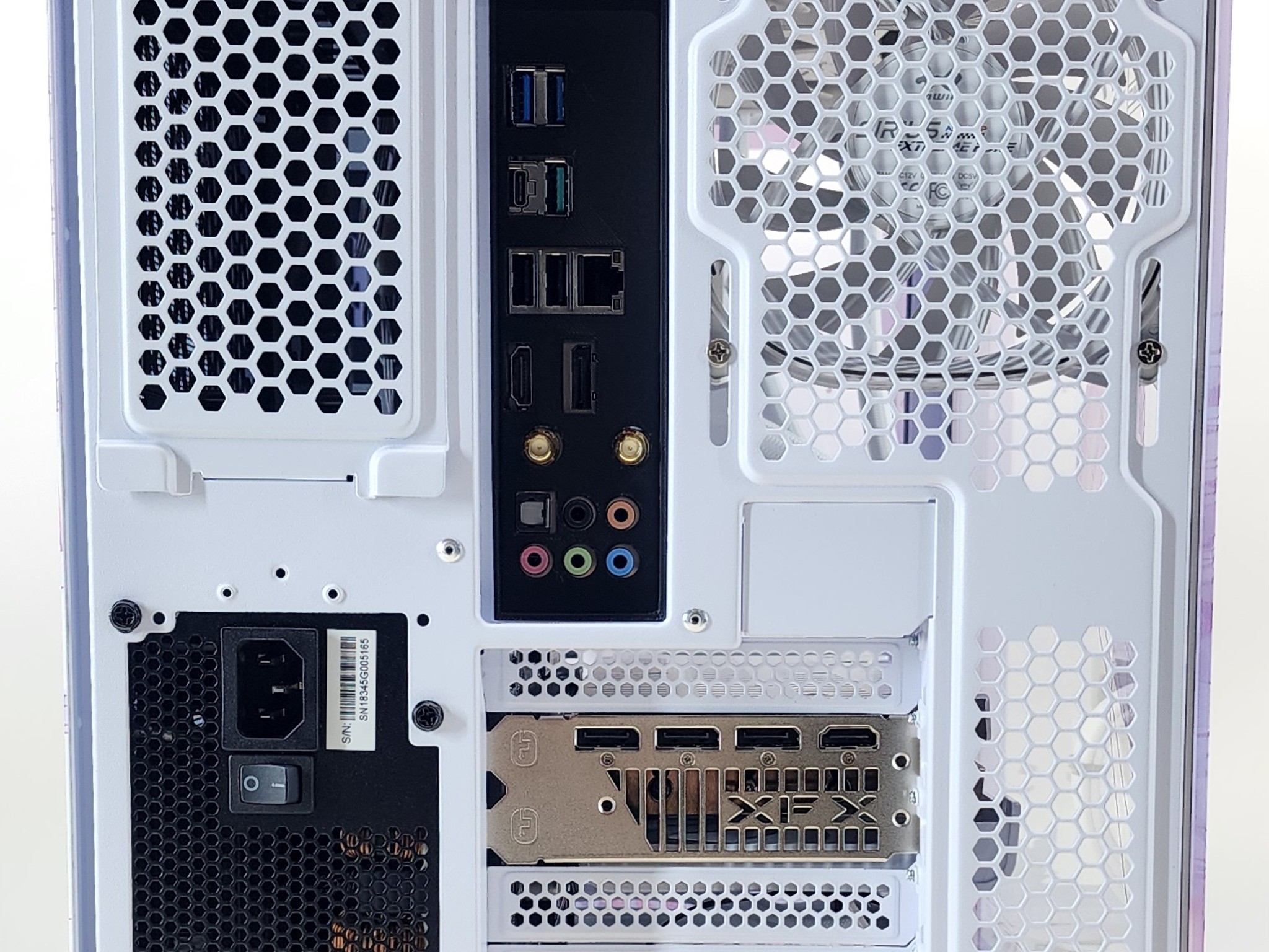 Gaming PC Ryzen 7 5800X3D 32GB RAM 1TB SSD RX 7800 XT 16GB Windows 11 Computer