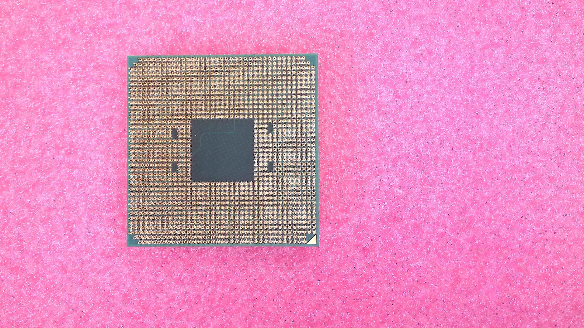 AMD AD9700AHABBOX 7th Generation A10-9700E Quad-Core Processor with Radeon R7 Graphics