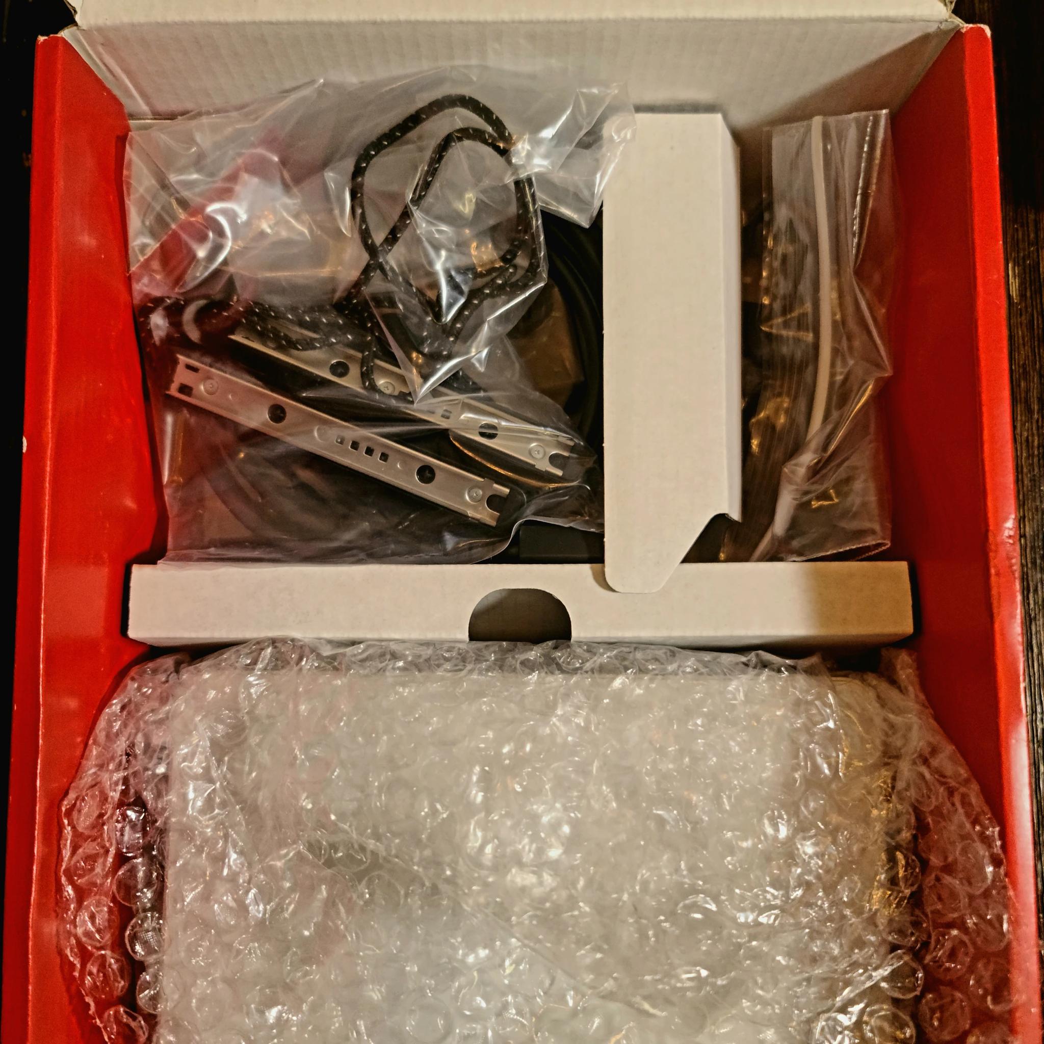 🔥Nintendo Switch OLED Bundle – Excellent Condition – Ready to Play