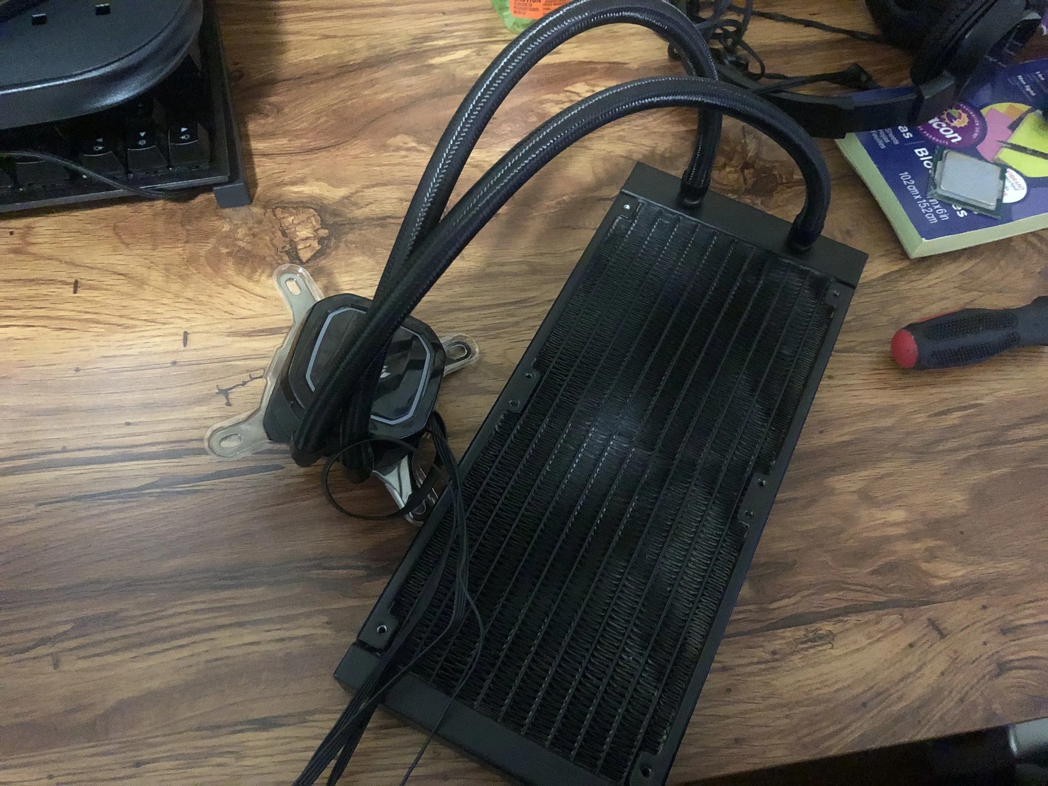 Corsair H100i Pro RGB XT + 2 Noctua Redux 120mm Fans