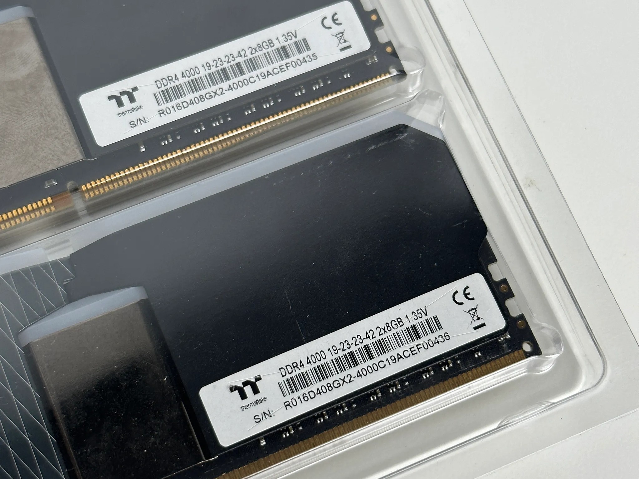 High Performance Thermaltake TOUGHRAM XG RGB DDR4 4000MHz CL19 2x8GB Ram