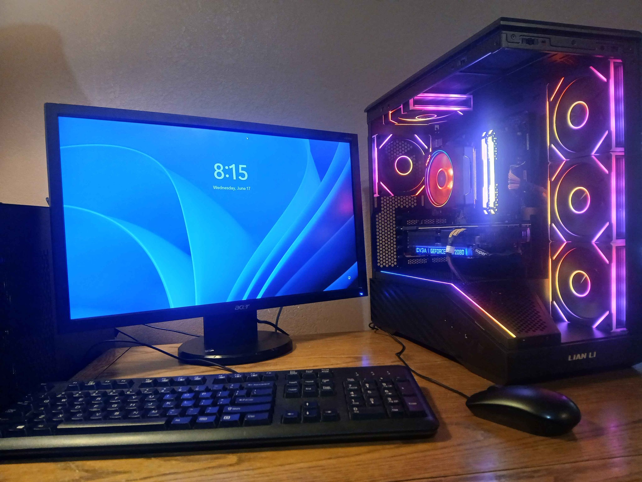 RTX 2080 SUPER | Ryzen 7 3700x | 16gb RAM | 1tb SSD
