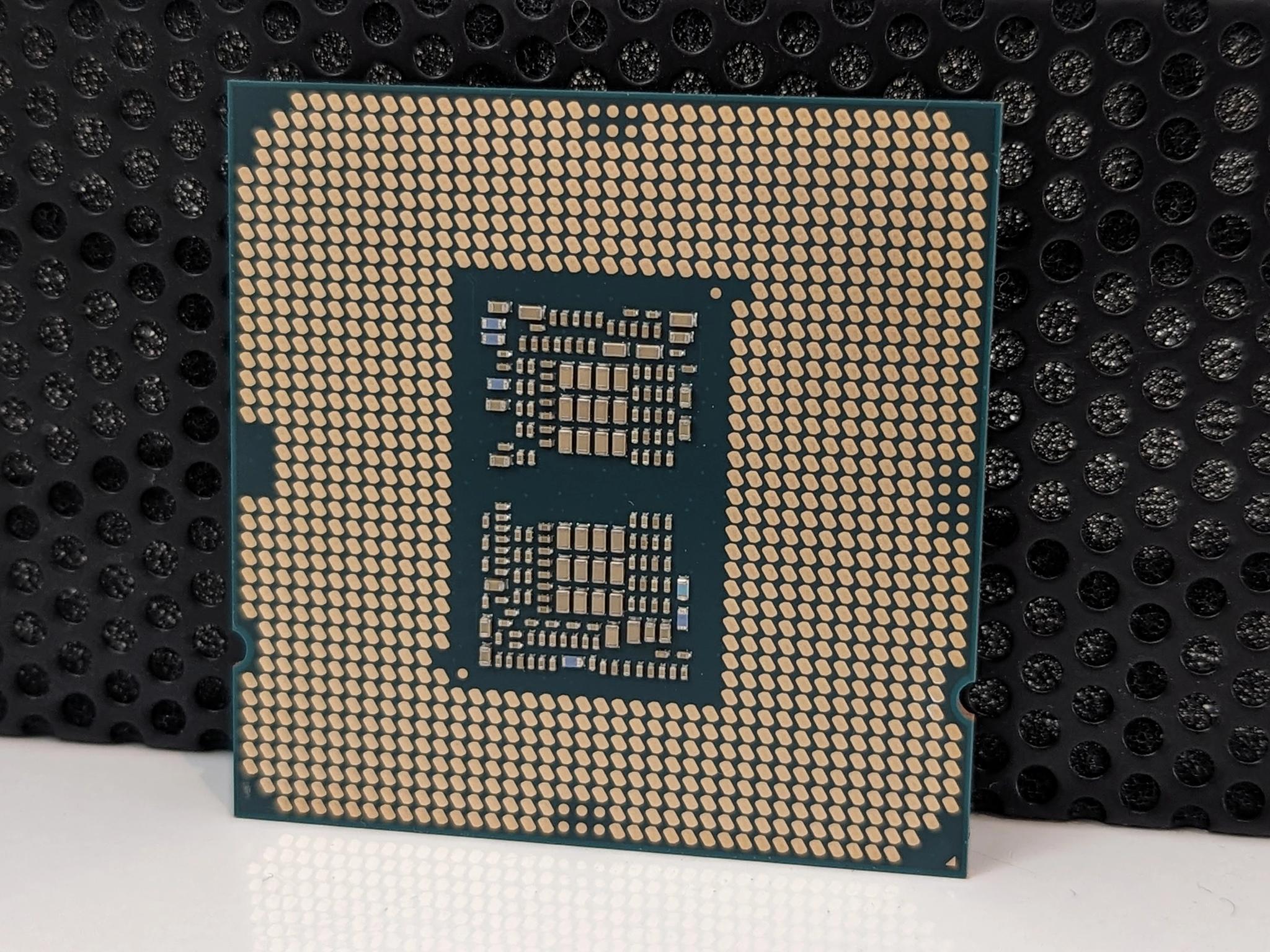 Intel Core i7-10700KF, 8C/16T CPU, 3.8 GHz, LGA 1200