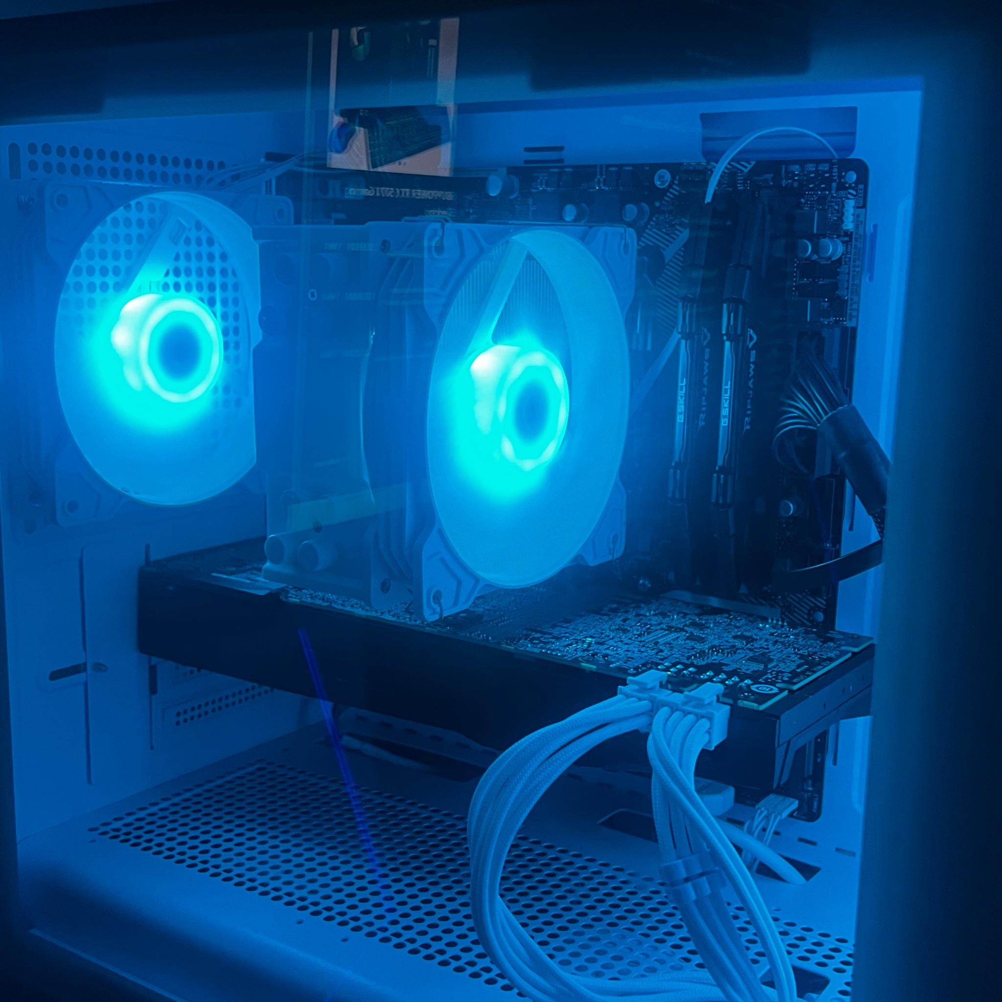White Gaming PC Ryzen 7 5700X3D RTX 2080 32GB DDR4 1TB SSD RGB