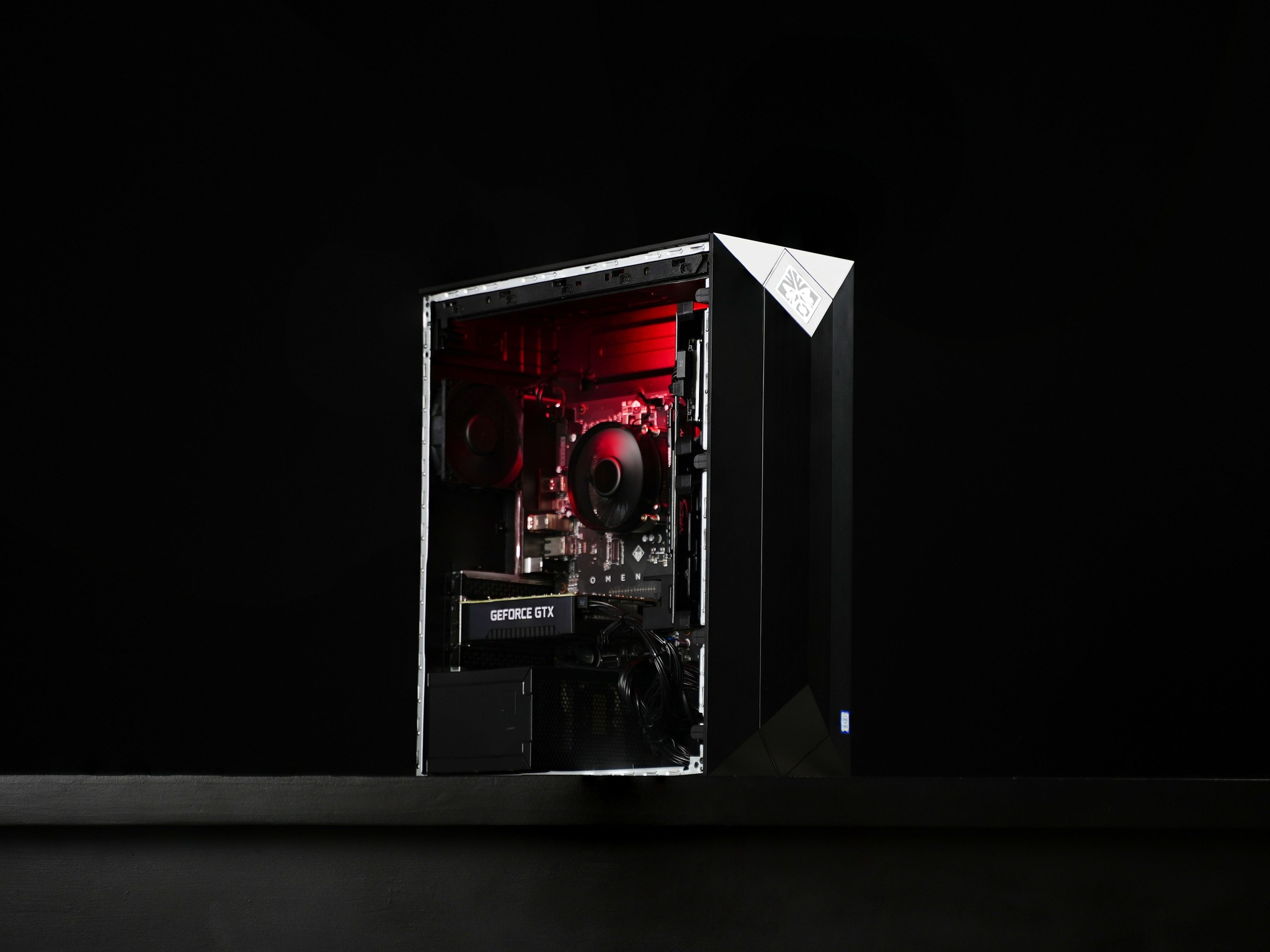 \ NA-00 / GTX 1660 Ti Intel Core i5 9400F  .7TB Windows 11 16GB Gaming PC