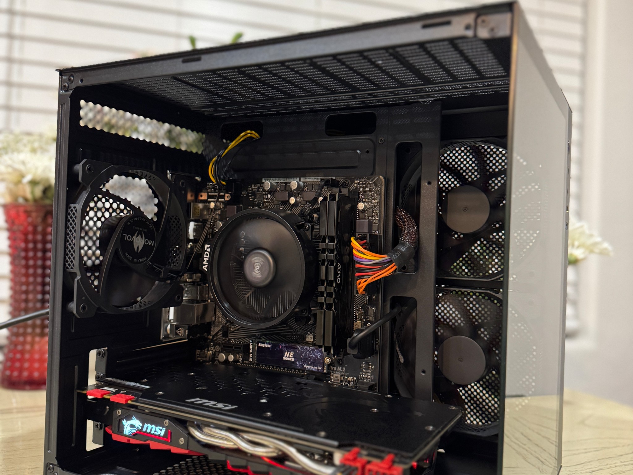 Awesome competitive gaming pc - GeForce 1070 8 GB / 16 GB / 500 GB SSD /