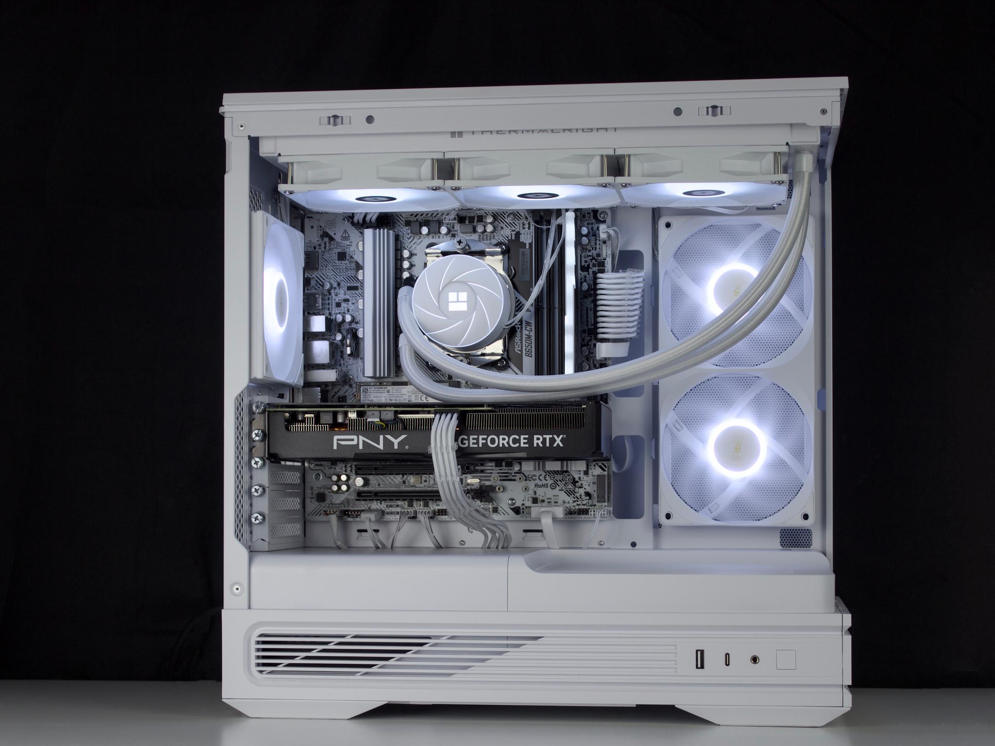 ❄️🧊💎- Whiteout 1440P Gaming PC | RTX 4070, Ryzen 5 7600X, 16GB RAM, 1TB SSD ❄️🧊💎