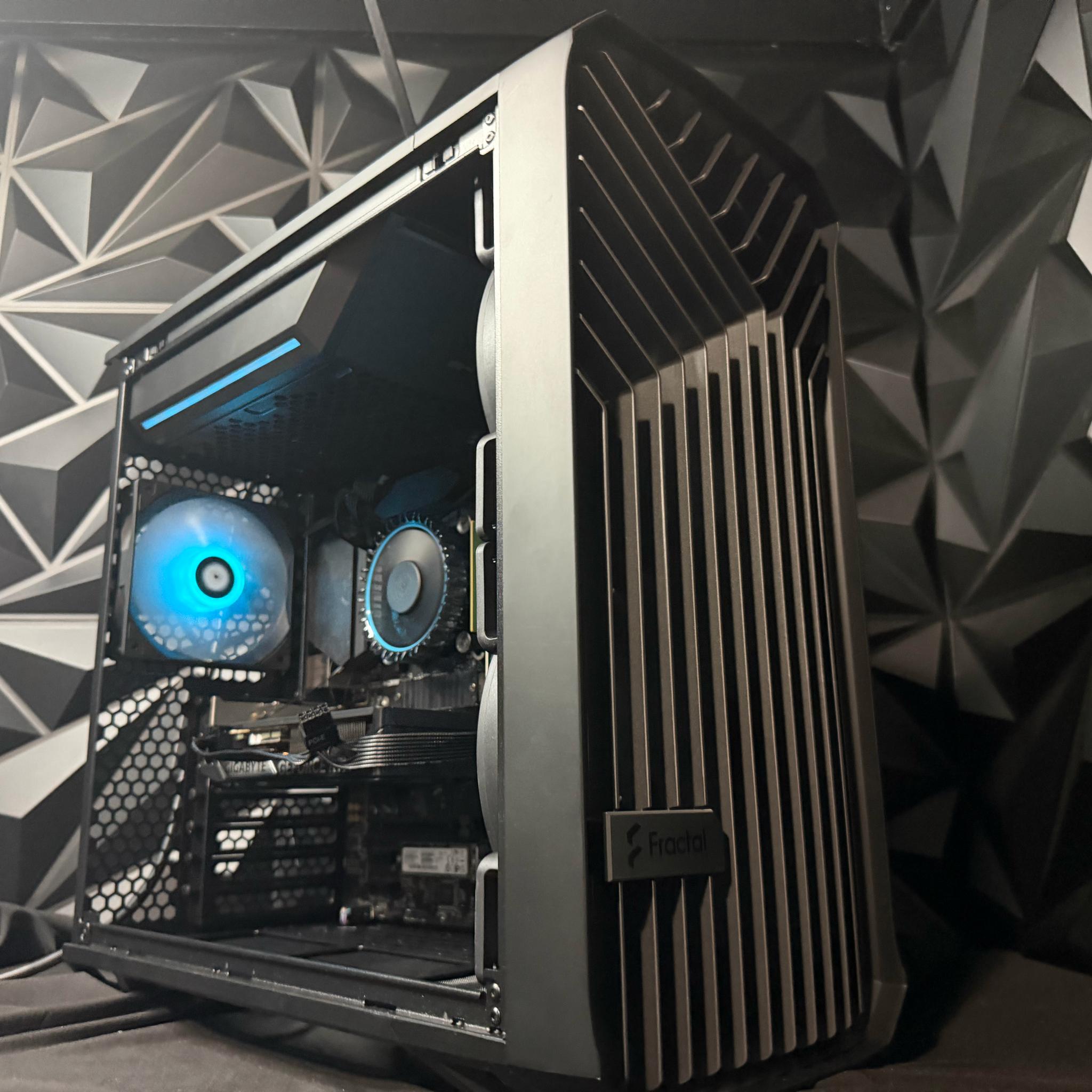 💻⚡ Starter Carter⚡💻 i3 12100F| RTX 5060| 16 GB DDR5| 1.25 TB NVMe | 650W PSU