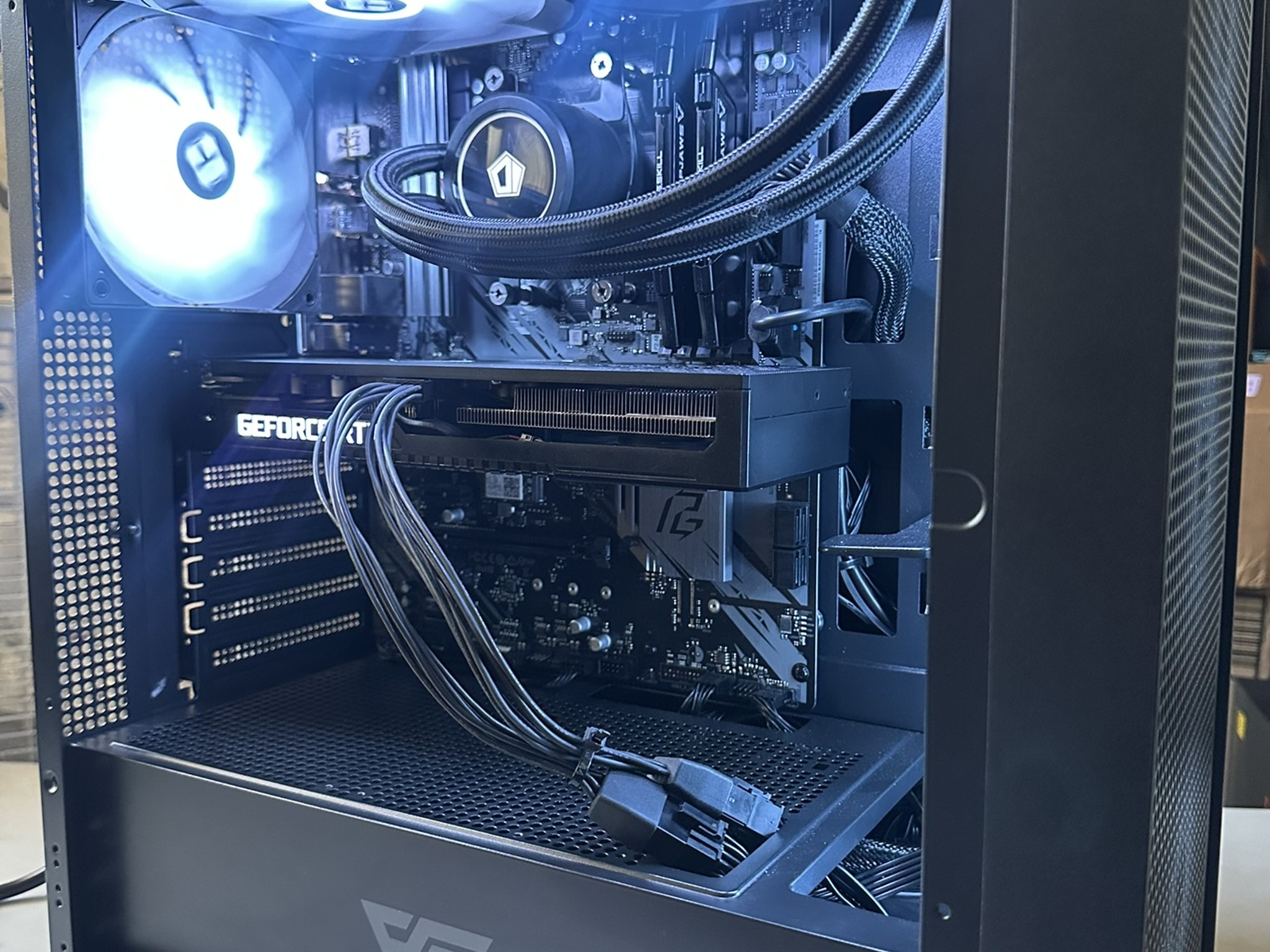 Gaming PC | Ryzen 5 5600G | RTX 3070 8GB | 1TB NVME | 16GB RAM