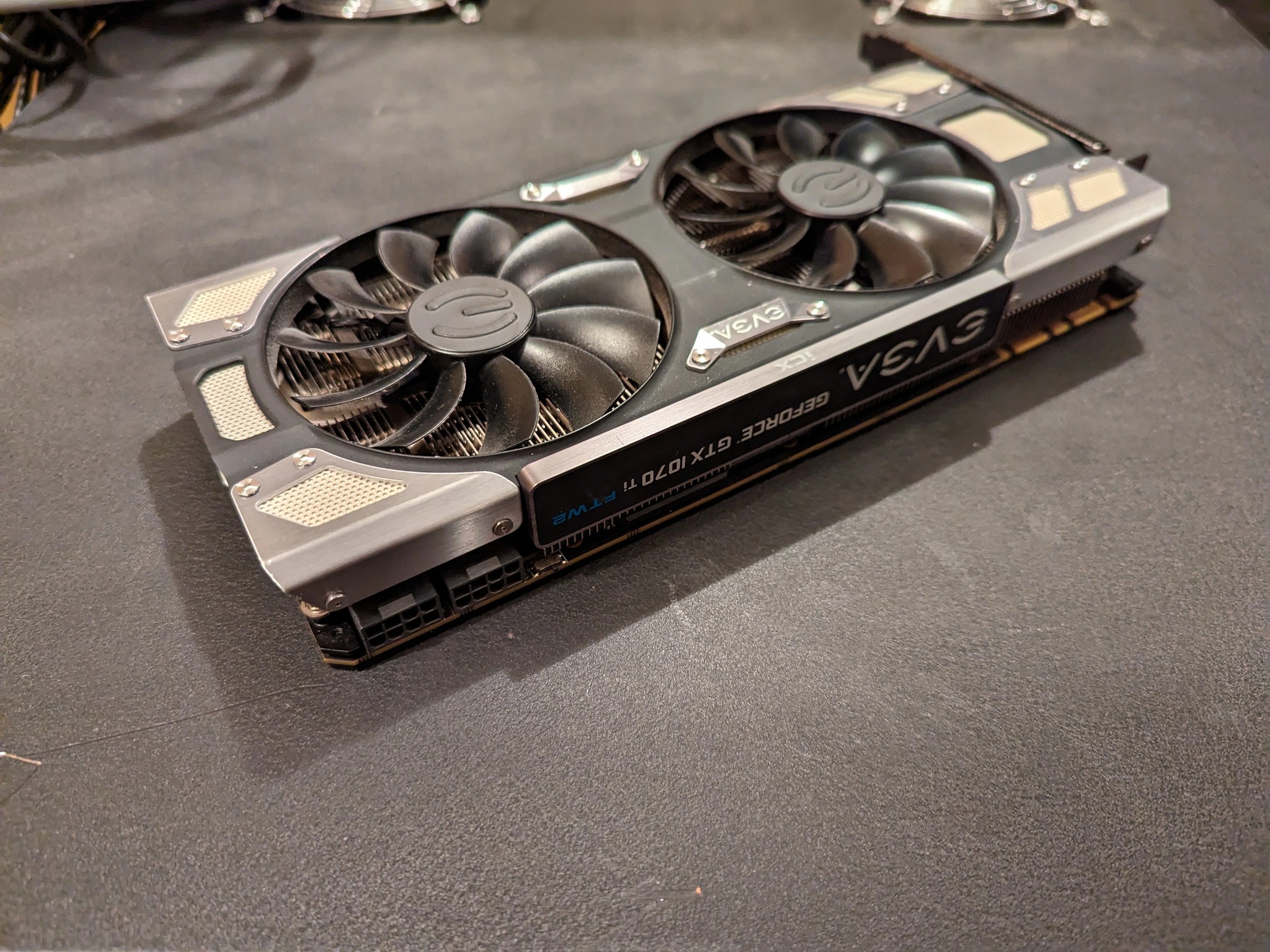 EVGA GeForce GTX 1070 Ti 8 GB FTW2 GAMING iCX Video Card