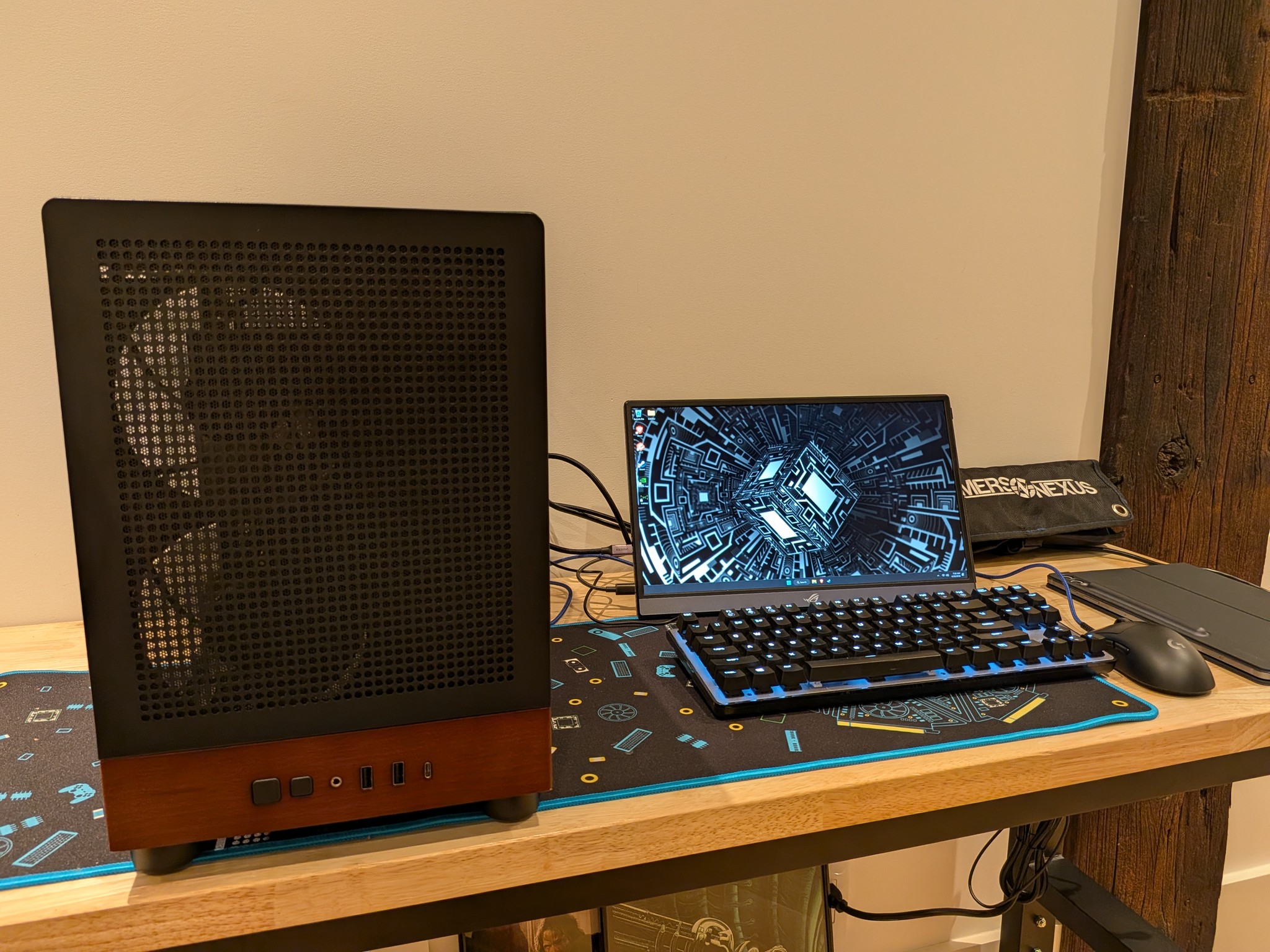 1440p Forest Blackout - RTX 5070, Ryzen 5 7600X3D, 32 GB DDR5 RAM, 2 TB Gen 4 NVME