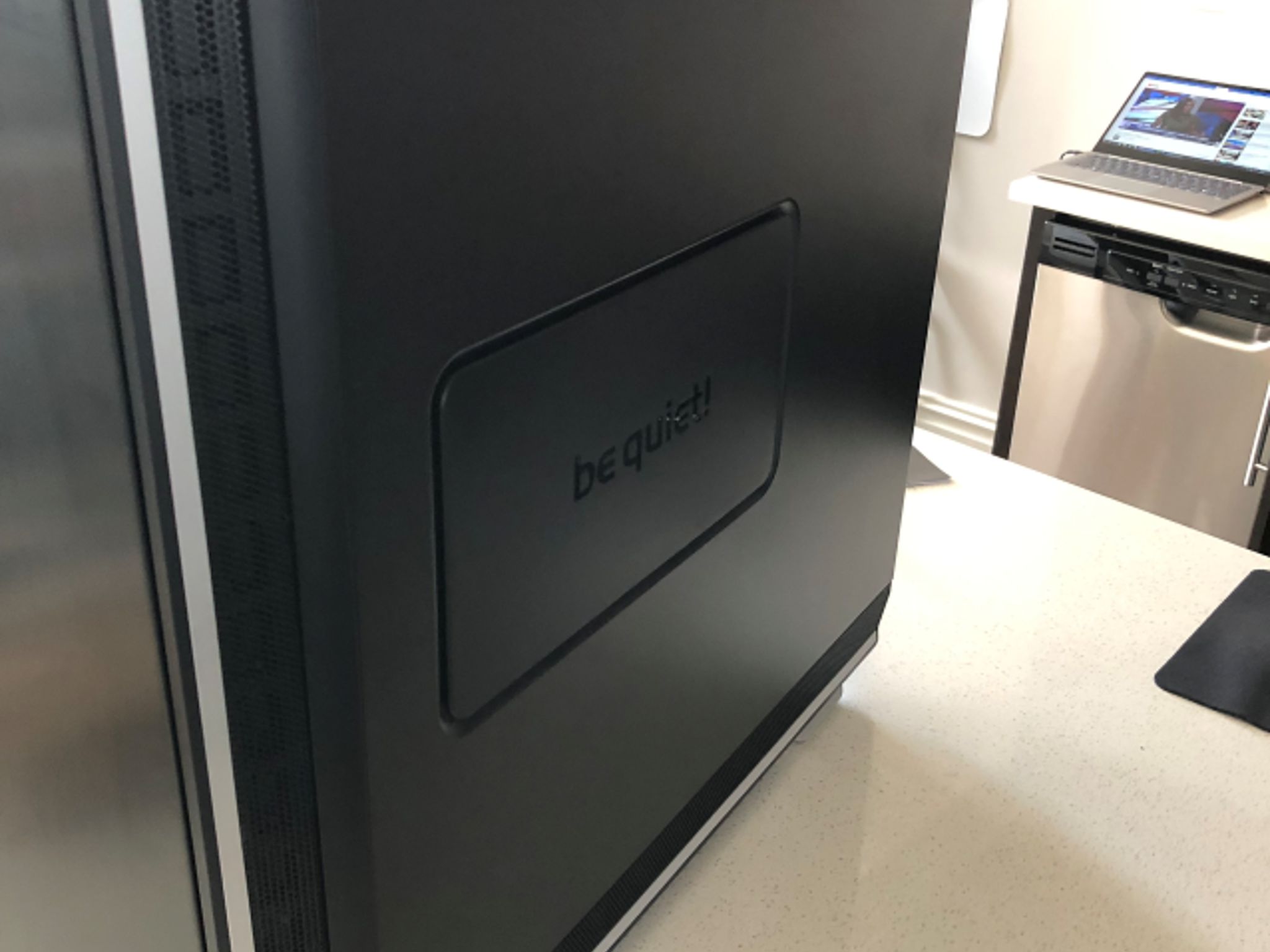 be quiet! Dark Base Pro 900 Full Tower PC Case - Black and Silver - Supports ATX/E-ATX/XL-ATX