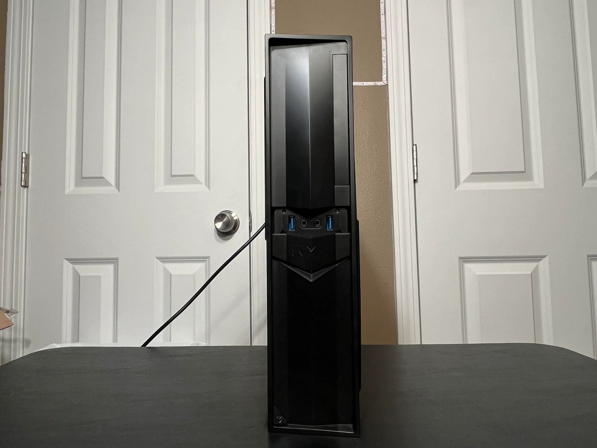 SFF PC | I3 10TH GEN | GTX 1070 8GB | 16GB RAM | 750GB