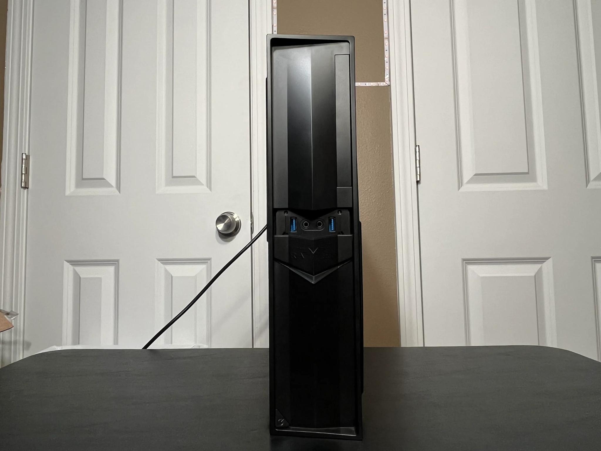 SFF PC | I3 10TH GEN | GTX 1070 8GB | 16GB RAM | 750GB