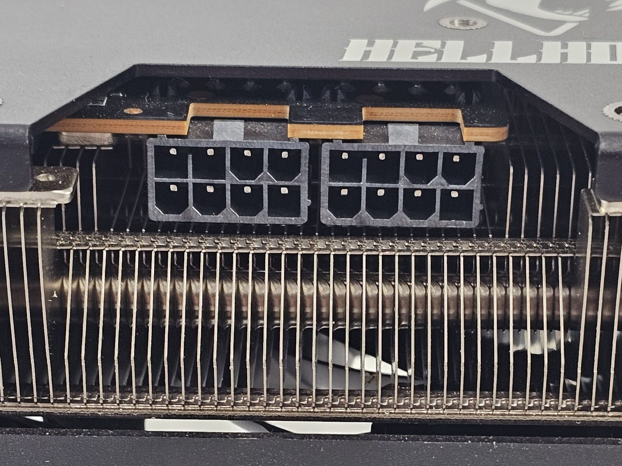 RX 9070 XT PowerColor Hellhound 16GB