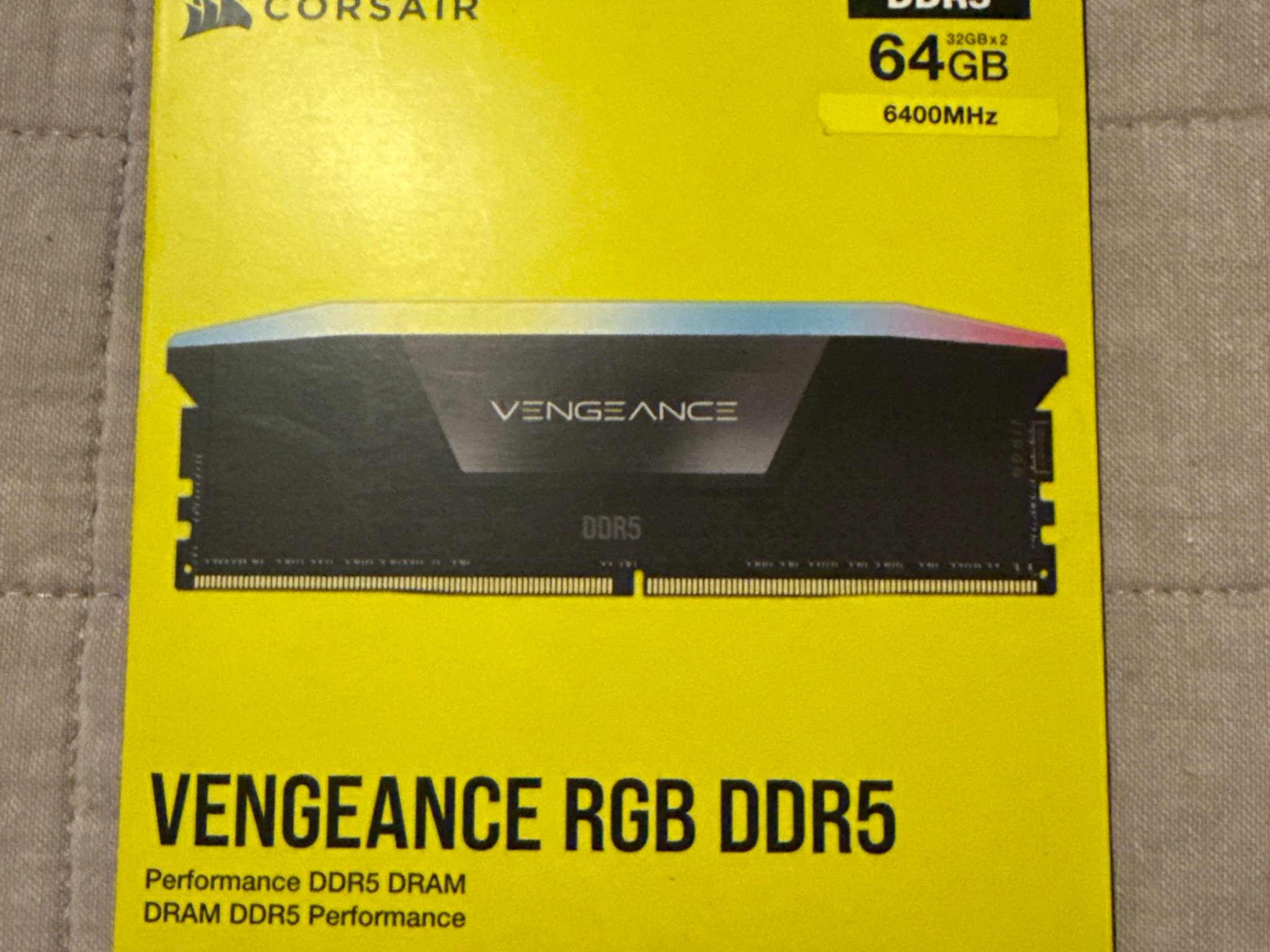 CORSAIR VENGEANCE RGB DDR5 RAM 64GB (2x32GB) 6400MHz C32 UDIMM