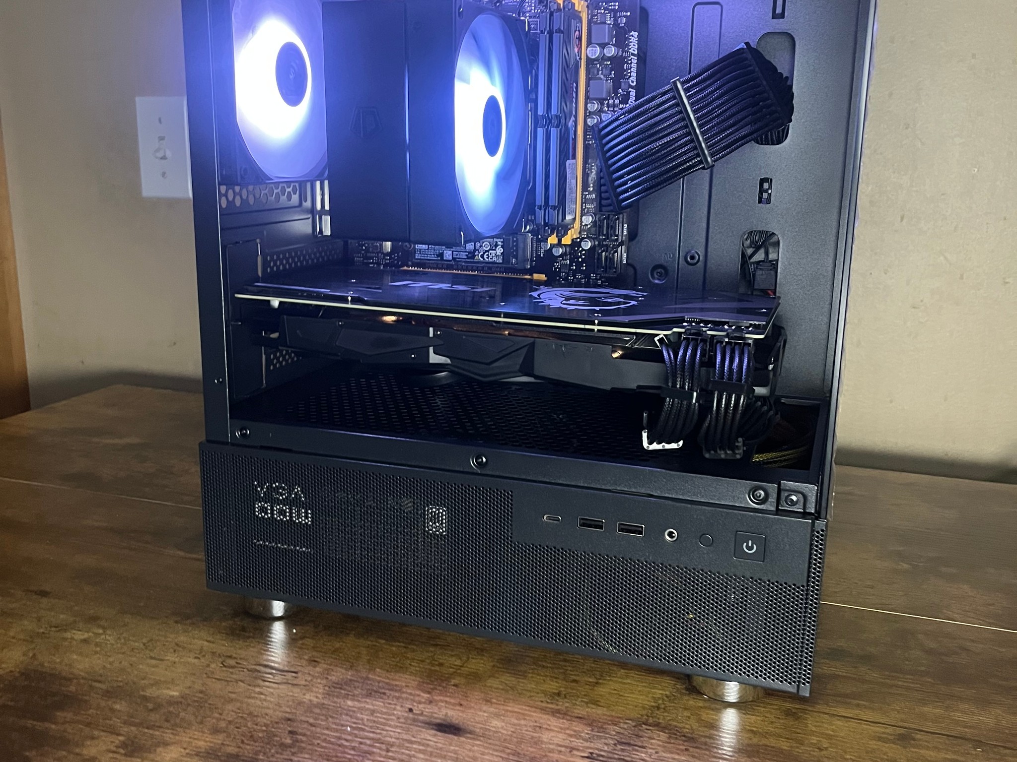 ❄️🩵Winter Sky Gaming PC 🩵❄️ RTX 2070 ❄️🩵 Ryzen 7 3700X 🩵❄️ 16GB DDR4 ❄️🩵 512GB NVME SSD 🩵❄️