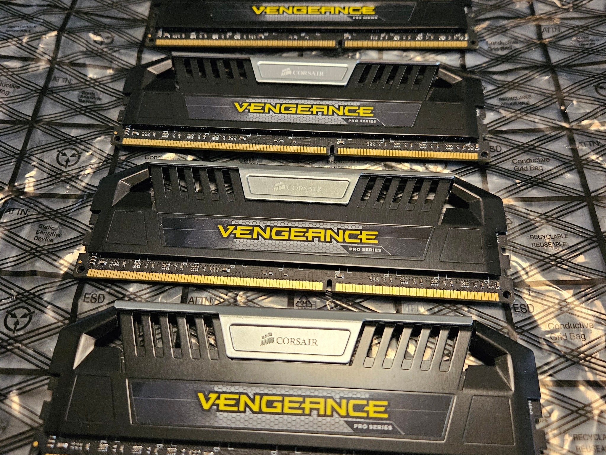 Corsair Vengeance Pro Series DDR3 RAM 32gb 1600