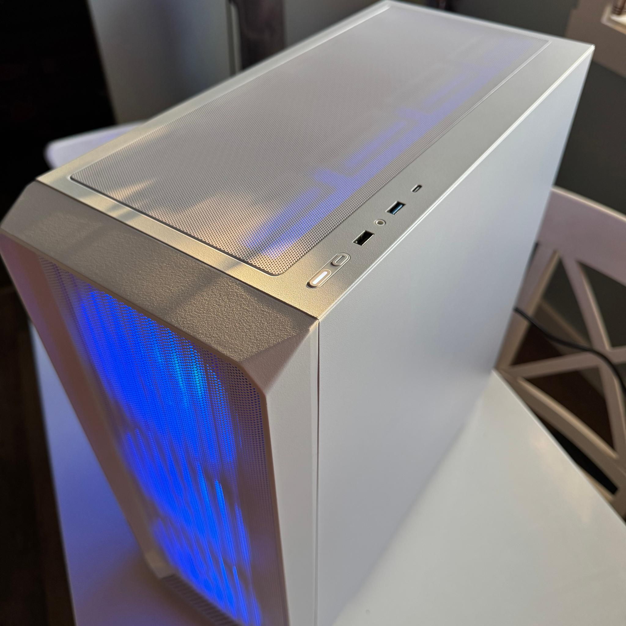 Frost Apex  | Custom Gaming PC | 3060 TI - R5 5500 - 16GB Ram - 1tb SSD