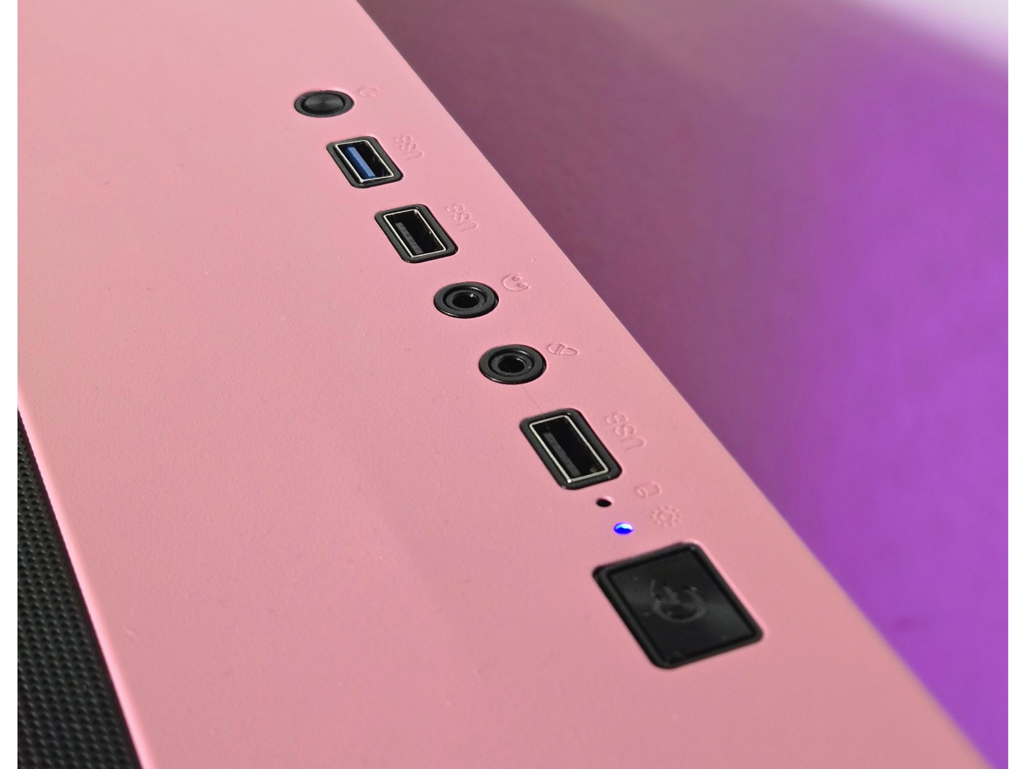 RTX 4070 | Ryzen 7 5700X3D | Wi-Fi | Pink Gaming PC