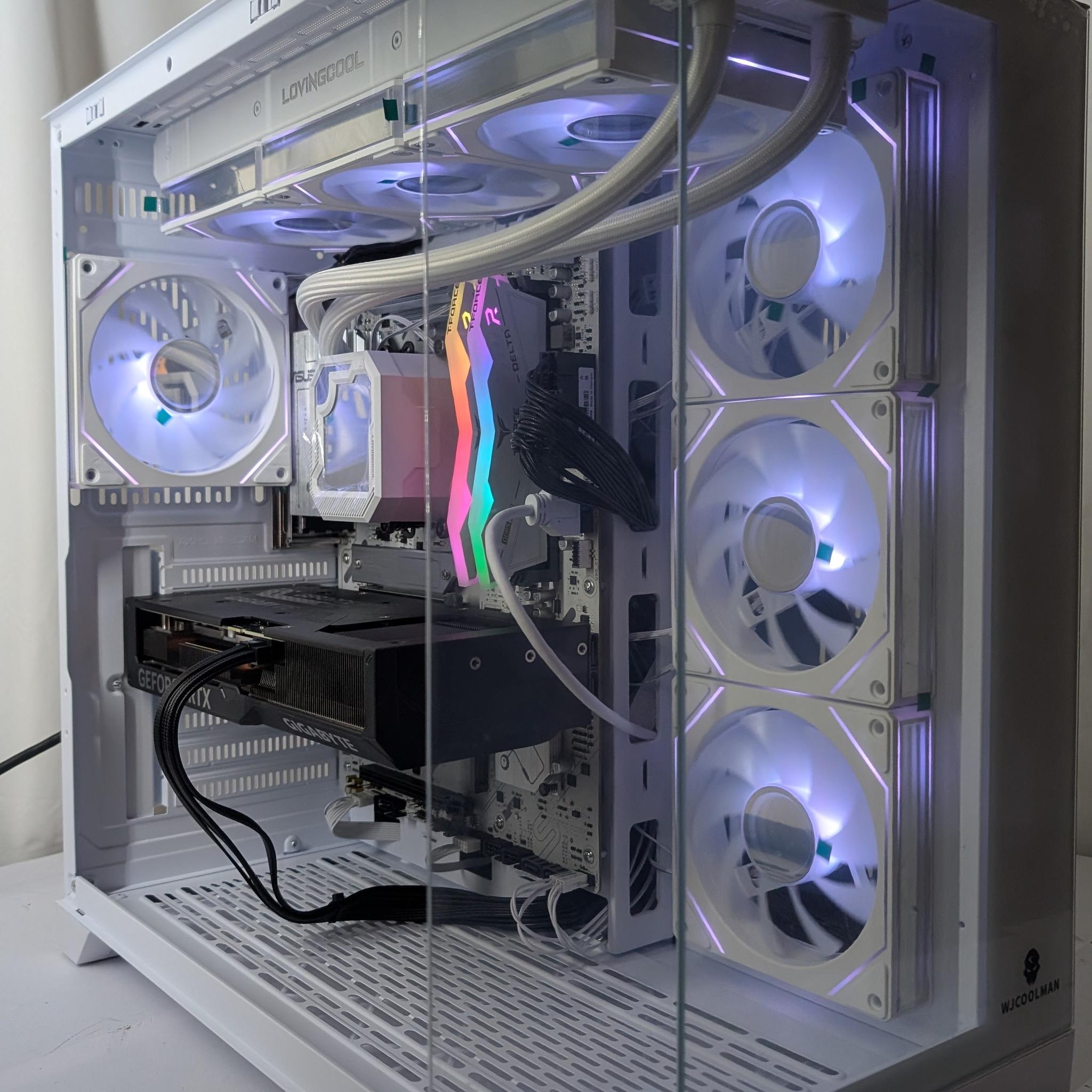 RTX 4070 SUPER | RYZEN 5 7600X | 16GB DDR5 | 1TB NVME | 650W