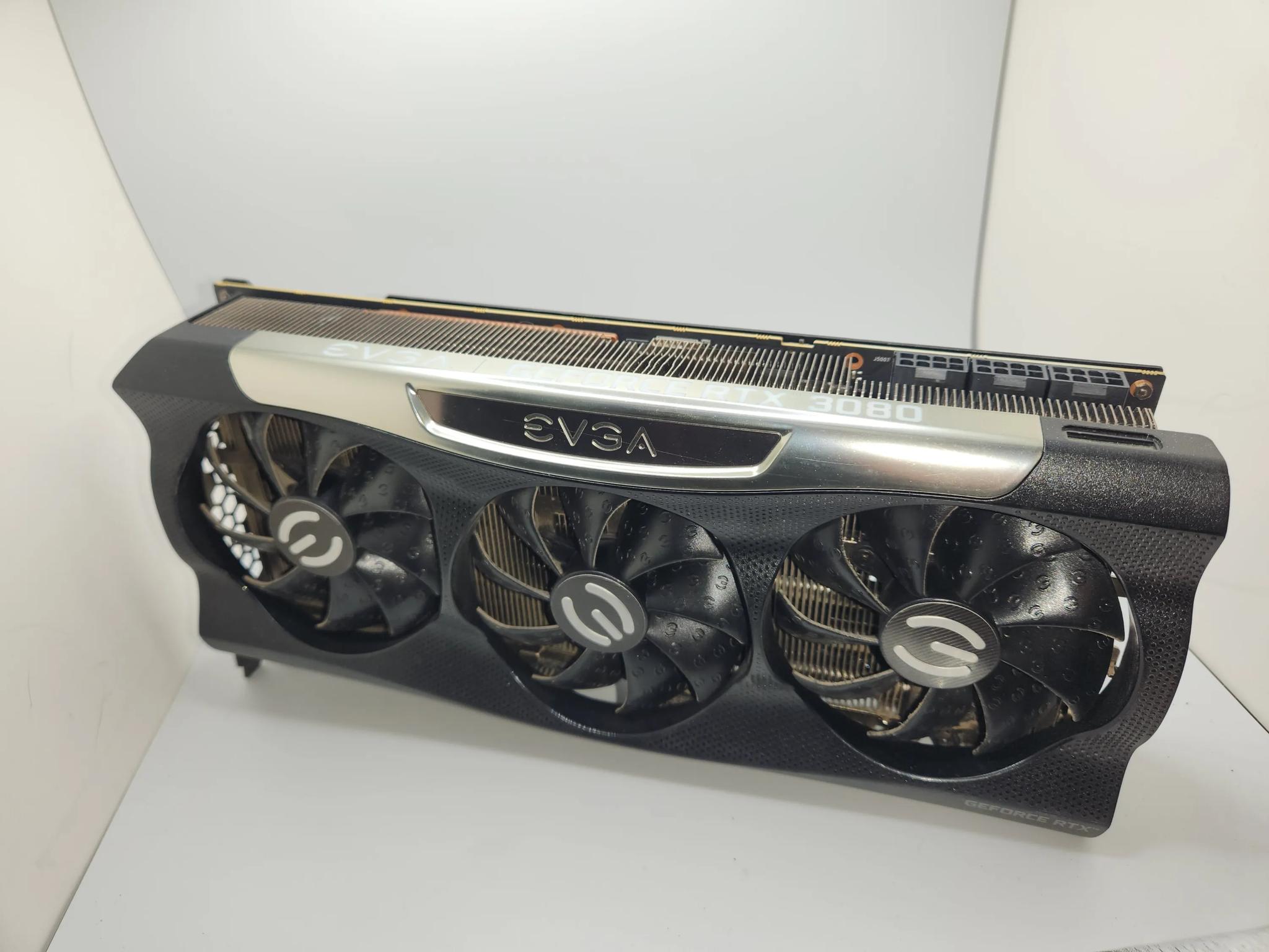 RTX 3080 10 GB EVGA FTW3