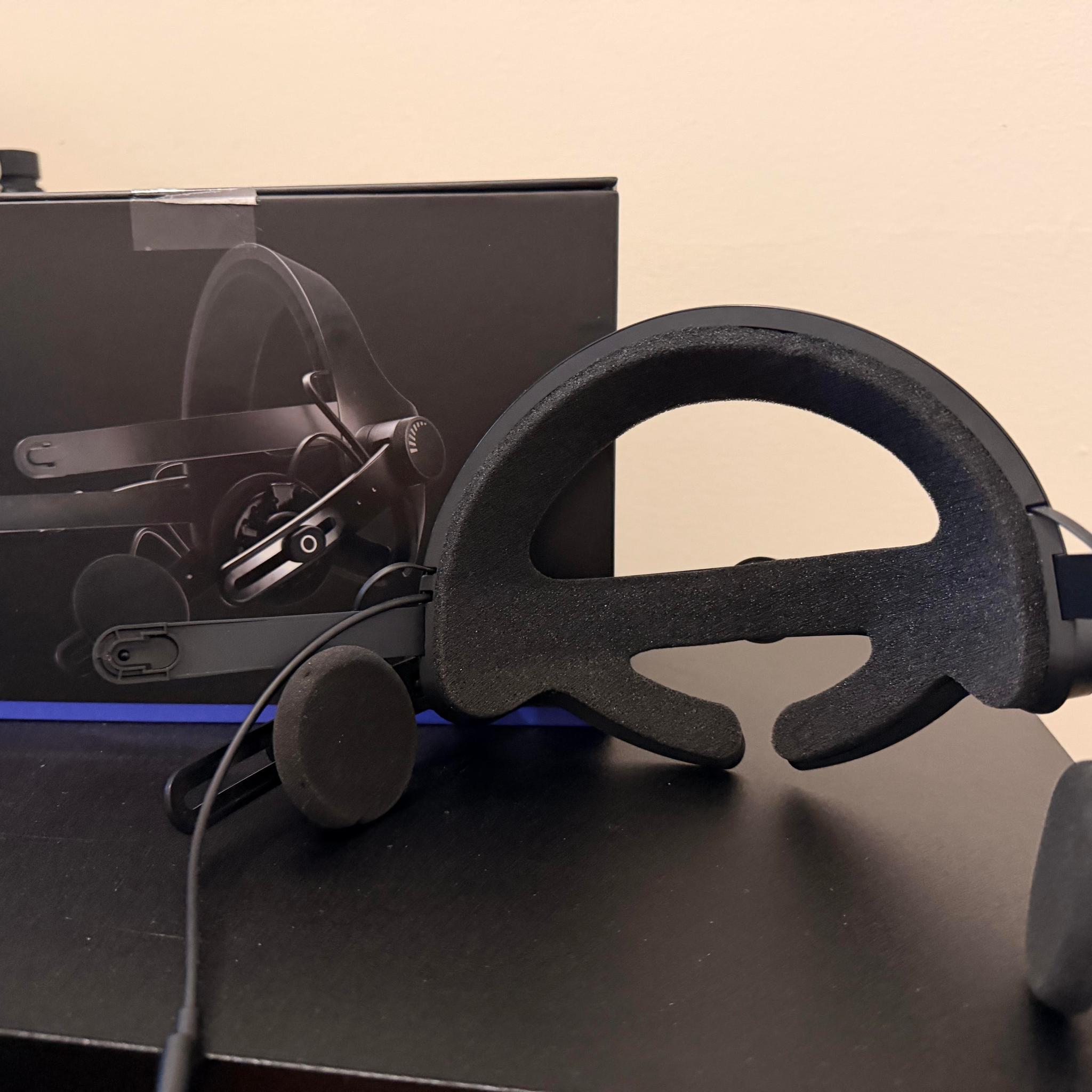 Big screen beyond 2 VRC Edition With Eye Tracking, Included Audio headstrap.