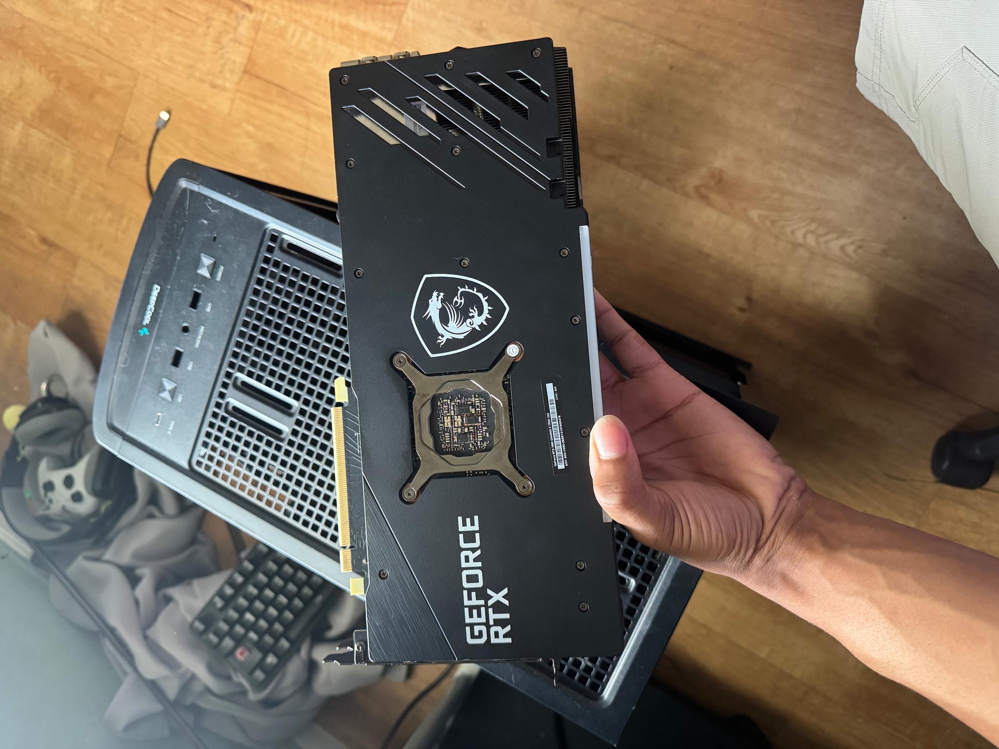 MSI RTX 3060 12gb GAMING X TRIO with Vertical GPU Mount