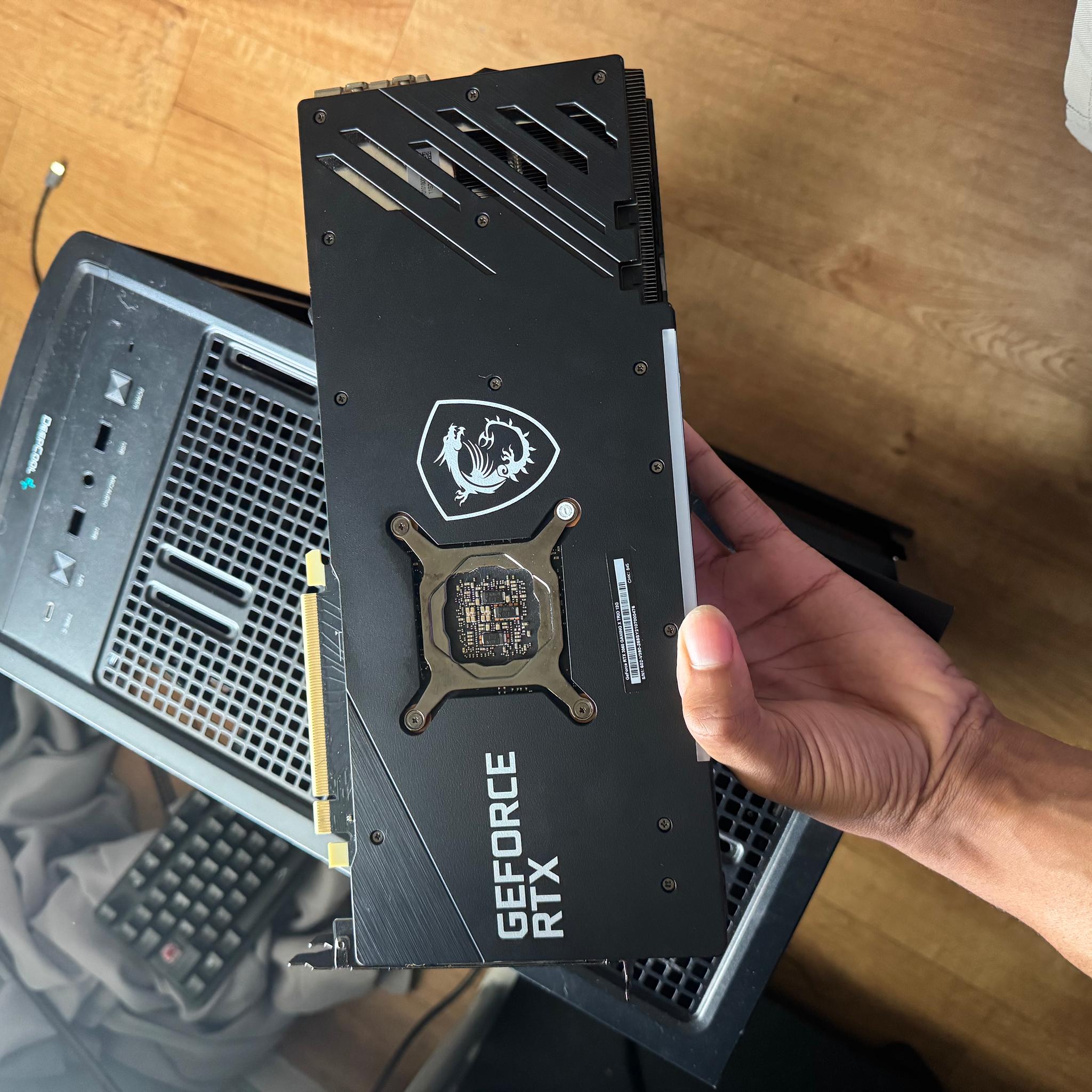 MSI RTX 3060 12gb GAMING X TRIO with Vertical GPU Mount