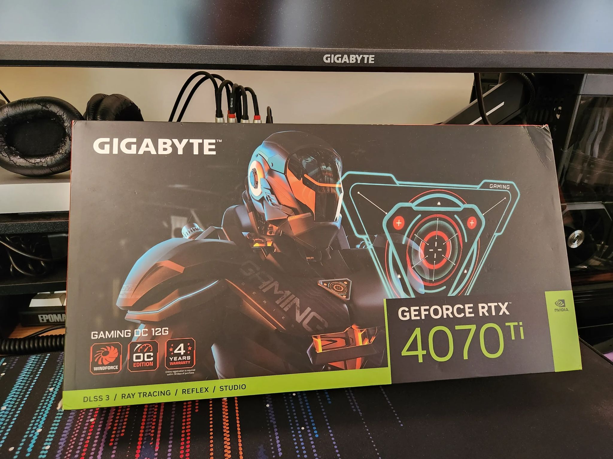 Gigabyte Gaming OC GeForce RTX 4070 Ti 12GB