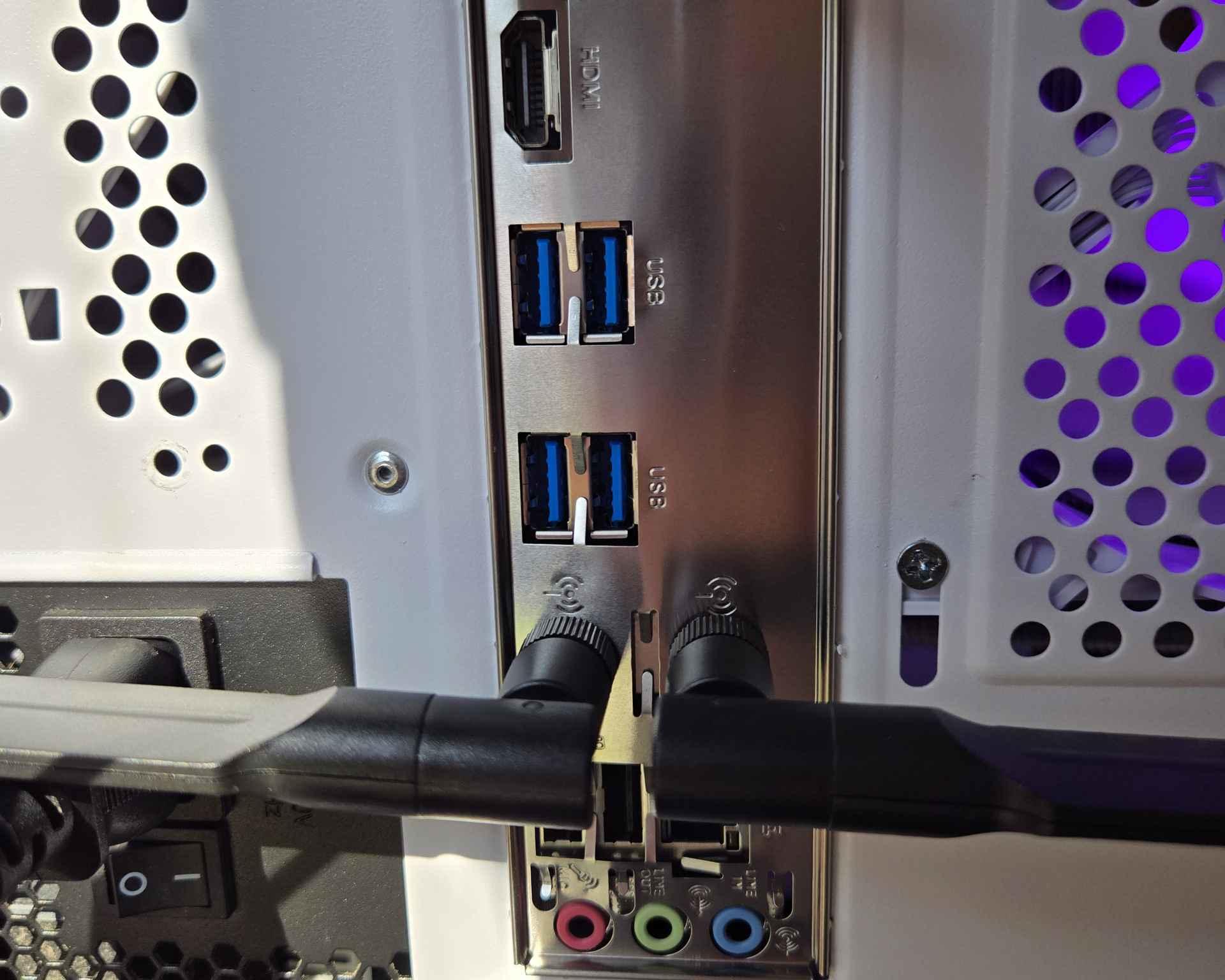 🧊GLACIER🧊 BUDGET ALL WHITE 1080P MONSTER (NVIDIA GPU)