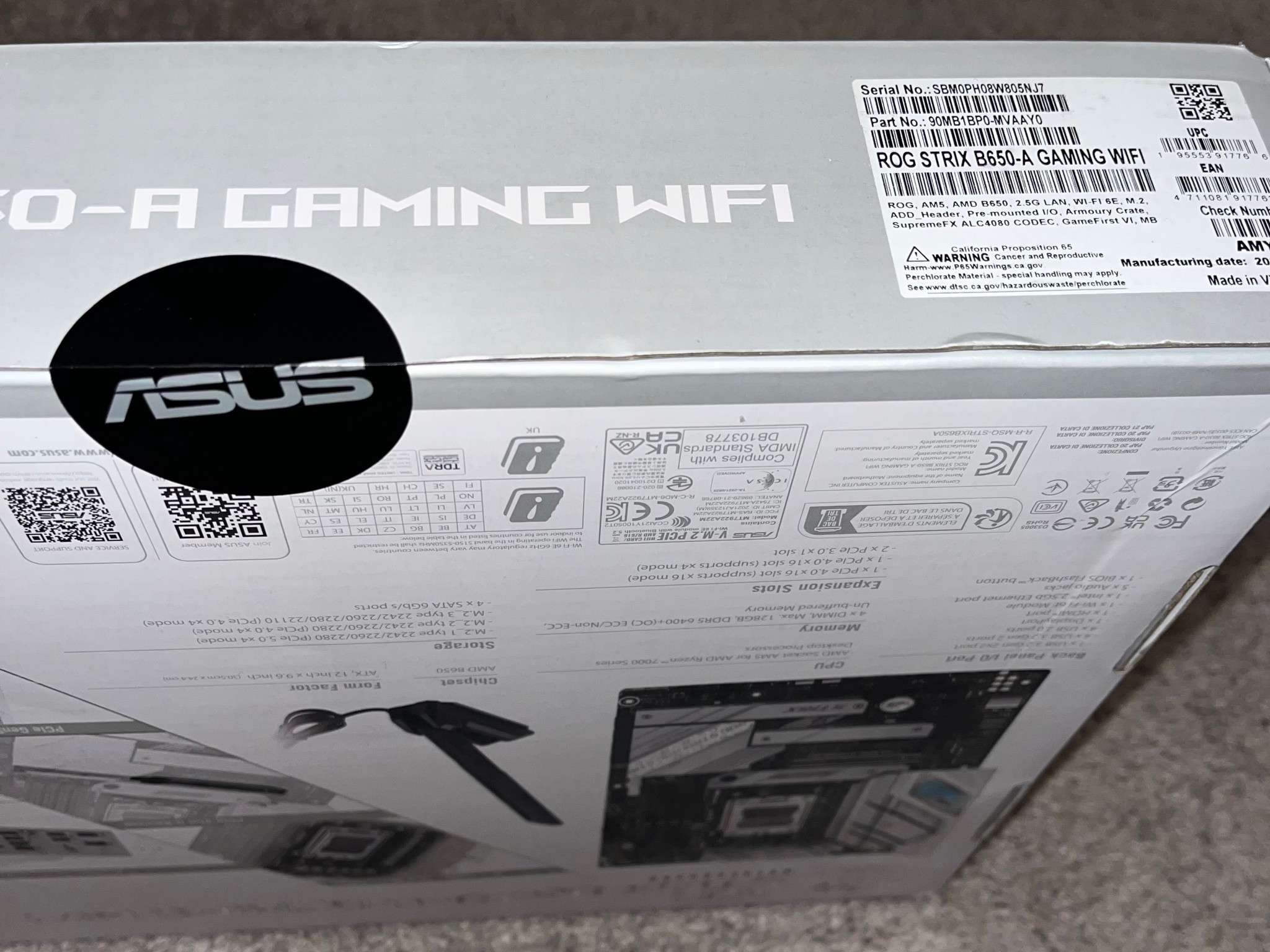ASUS ROG STRIX B650-A GAMING WIFI (Socket AM5) AMD B650 ATX DDR5 Wi-Fi 6E AURA