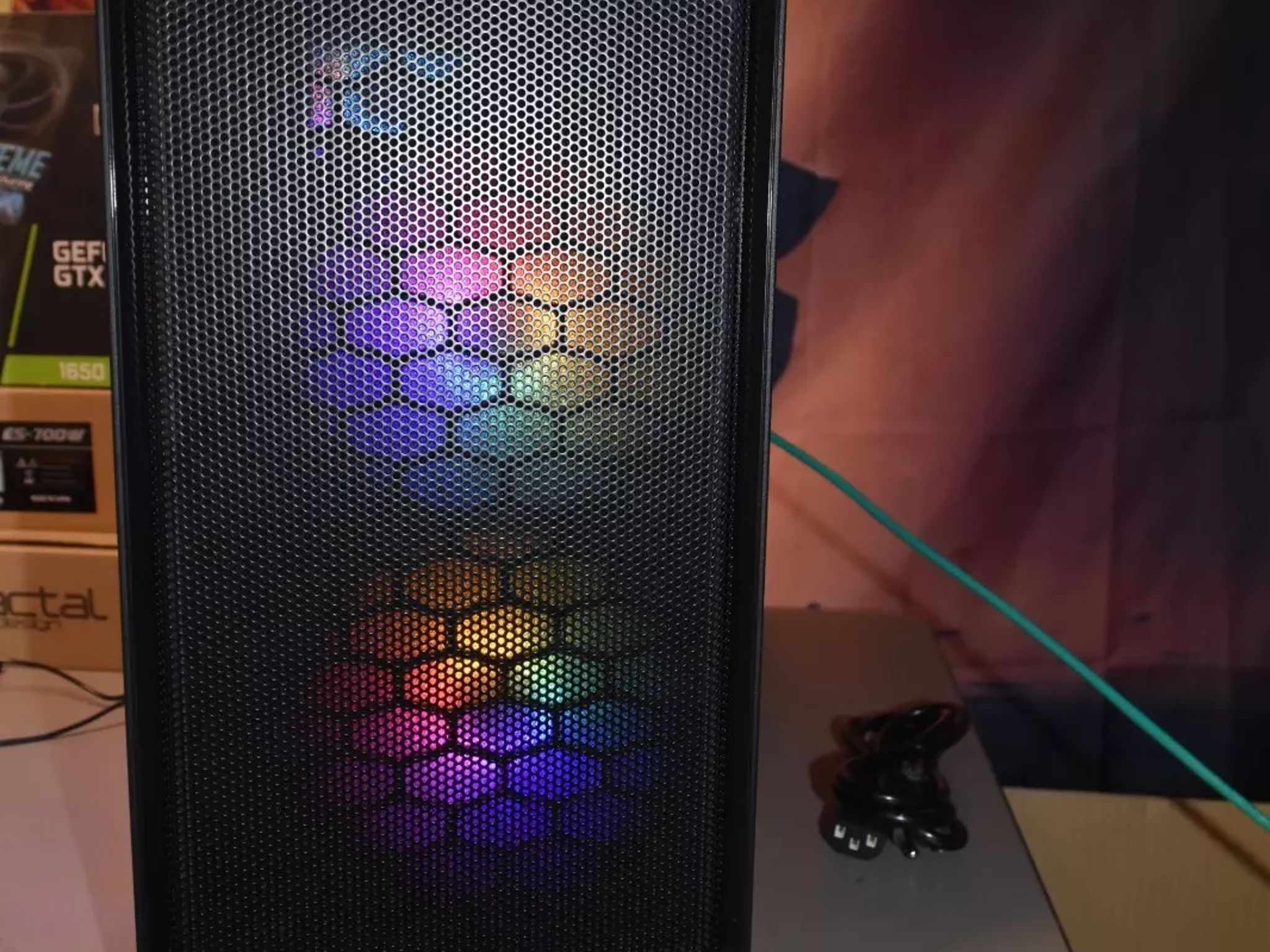 gaming pc Intel Core i7-3.4 GHz.16 GB RAM GPU 1650 PSU 700WTS 480GB SSD+1TB HHD ENTRY LEVEL GAMING