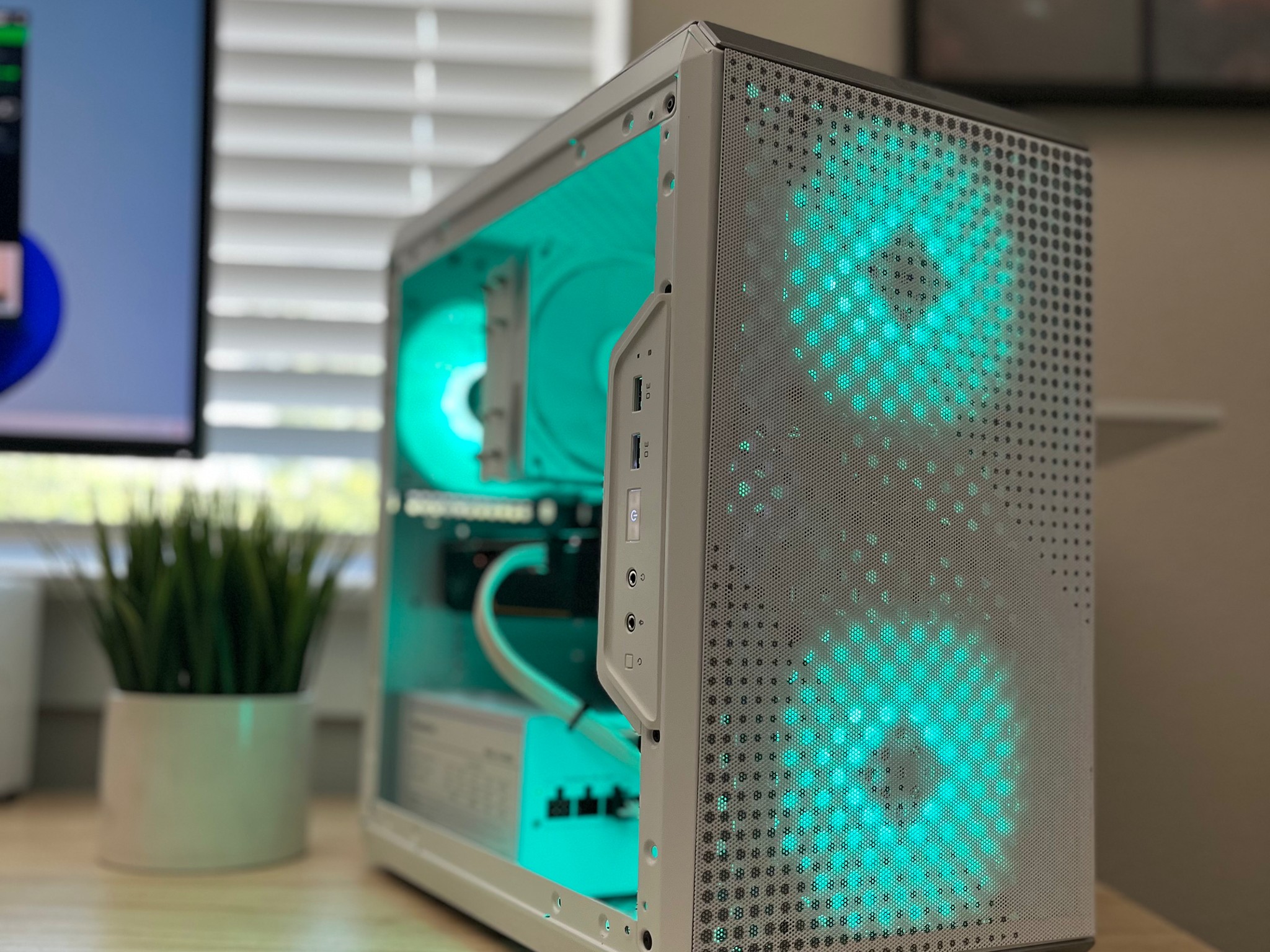 CUSTOM WHITE GAMING PC | RYZEN 5 5500 | GTX 1660 TI | RAM DDR4 16GB | 1T SSD | WIN 11 PRO
