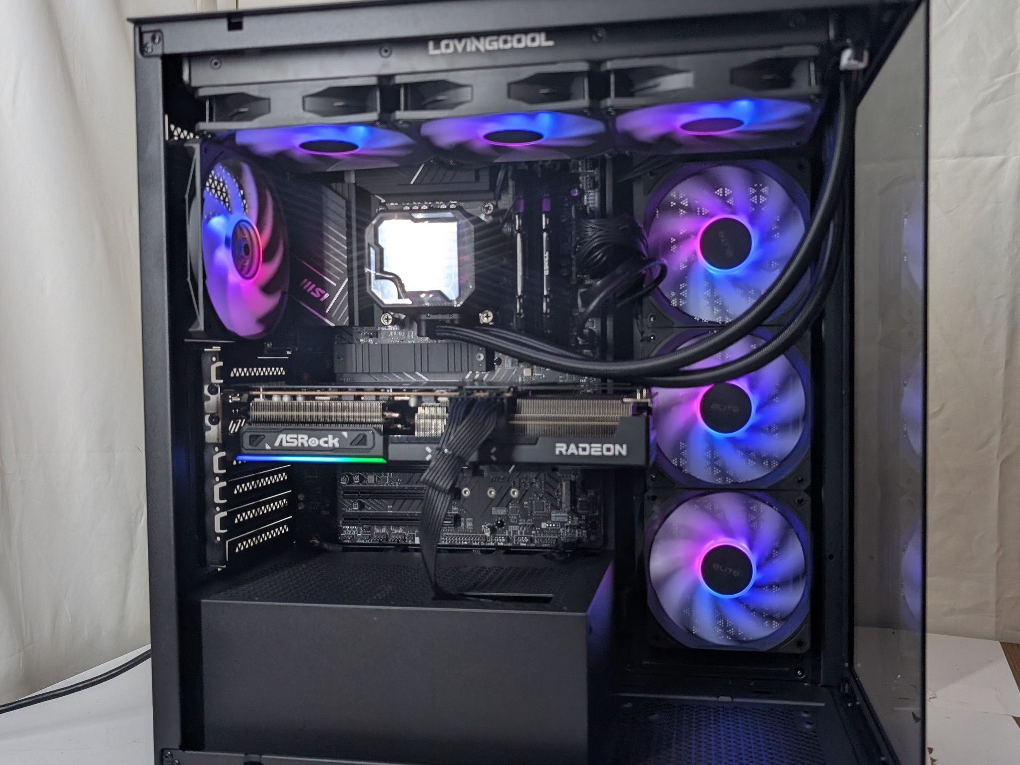 RX 9070 | I7 13700K | 1TB NVME | 32GB DDR4 | 850W