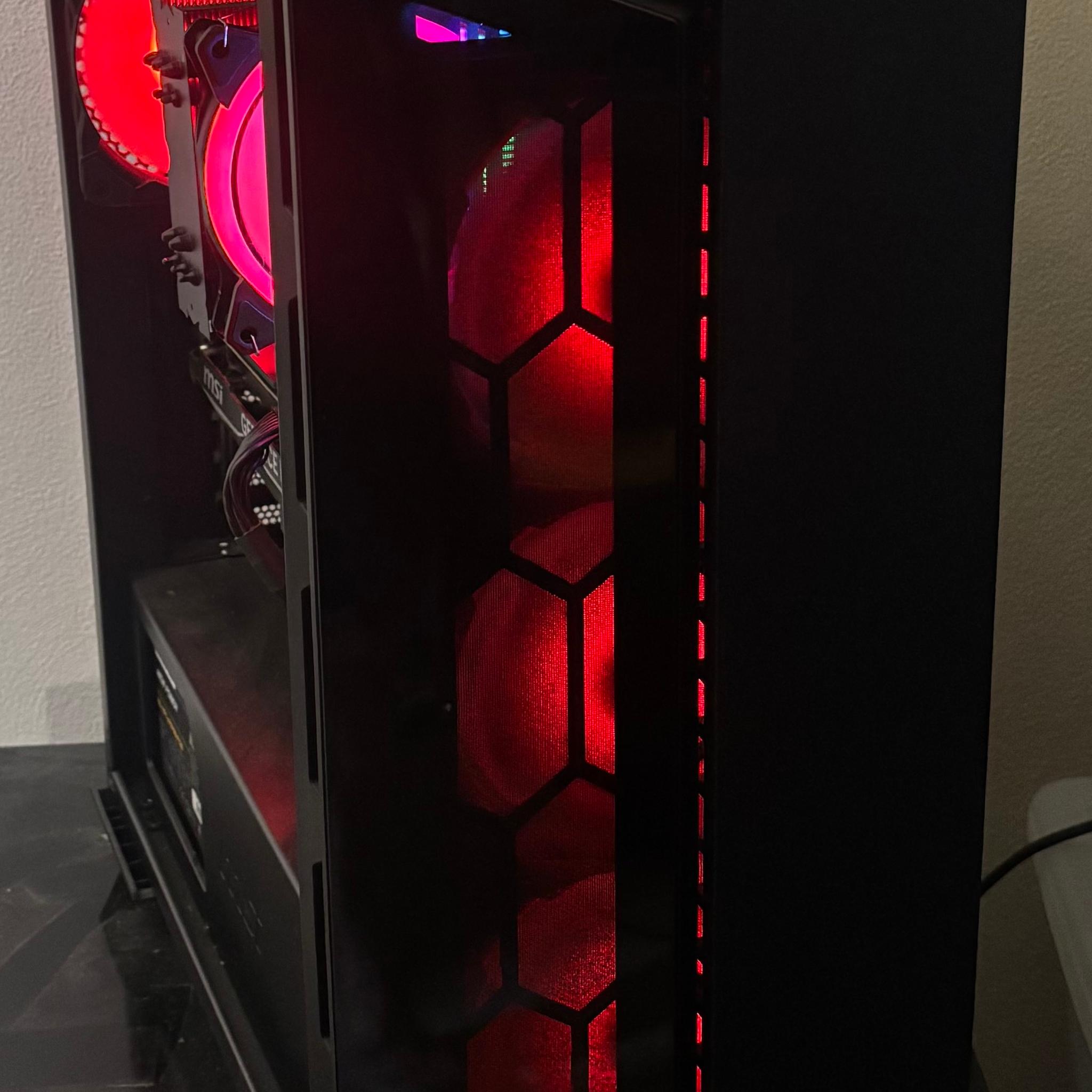 GeForce RTX 4070 Super Custom Gaming PC - Core i7-14700, 32GB RAM, 2TB NVMe SSD