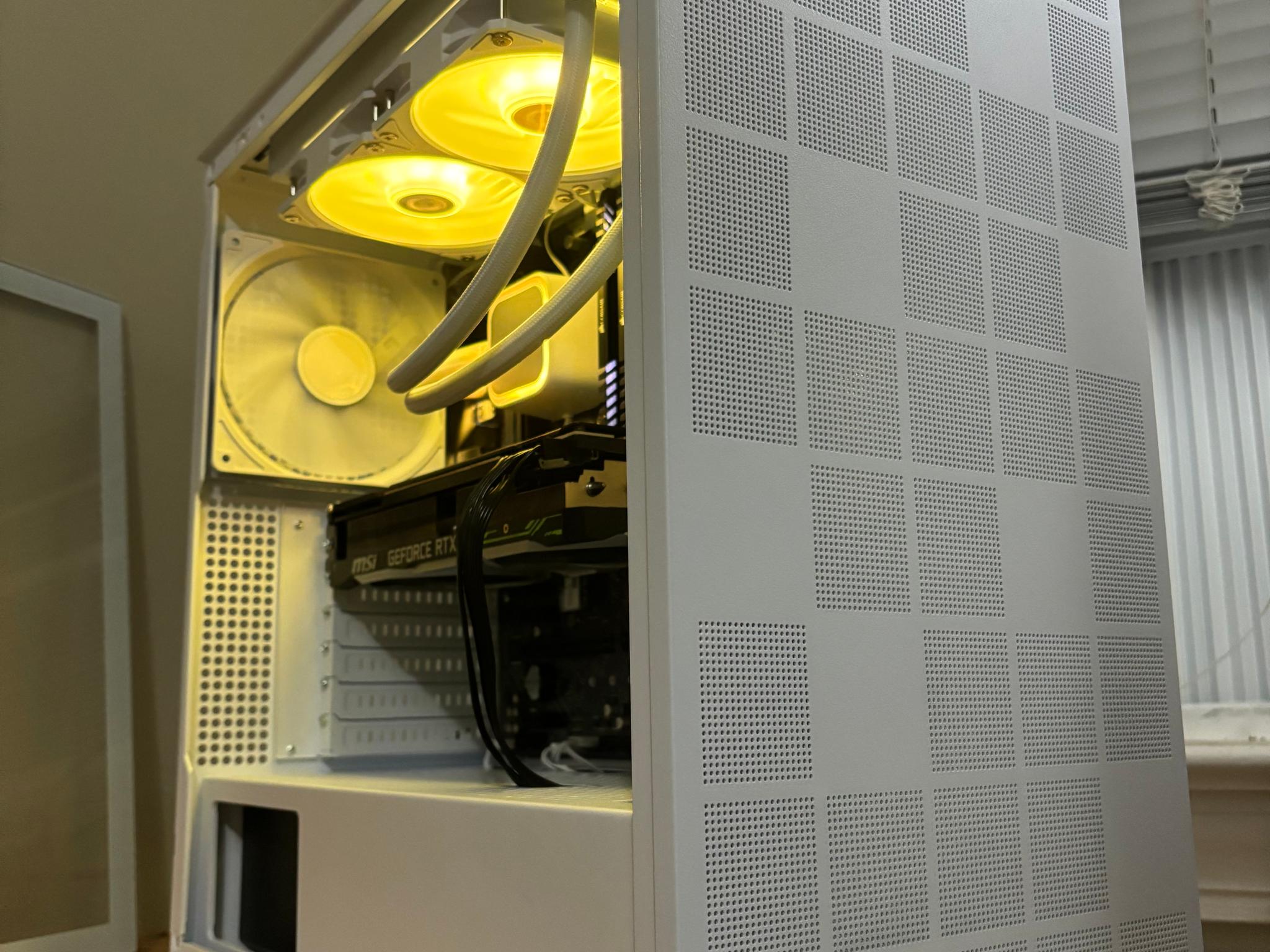 RTX 2080 | 5600X | 1TB NVMe | WiFi | 16GB RAM