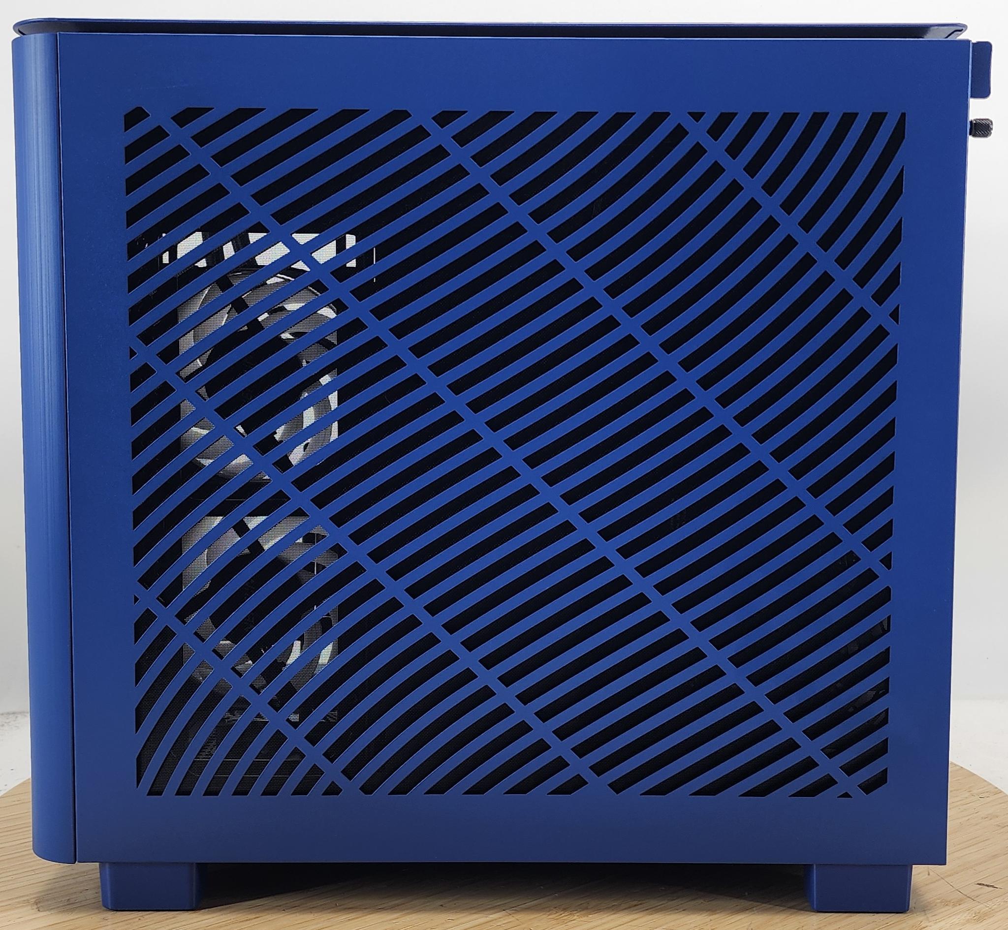 Gaming PC Ryzen 7 9700X 32GB RAM 2TB SSD RTX 4070 Ti SUPER 16GB Win11 Computer