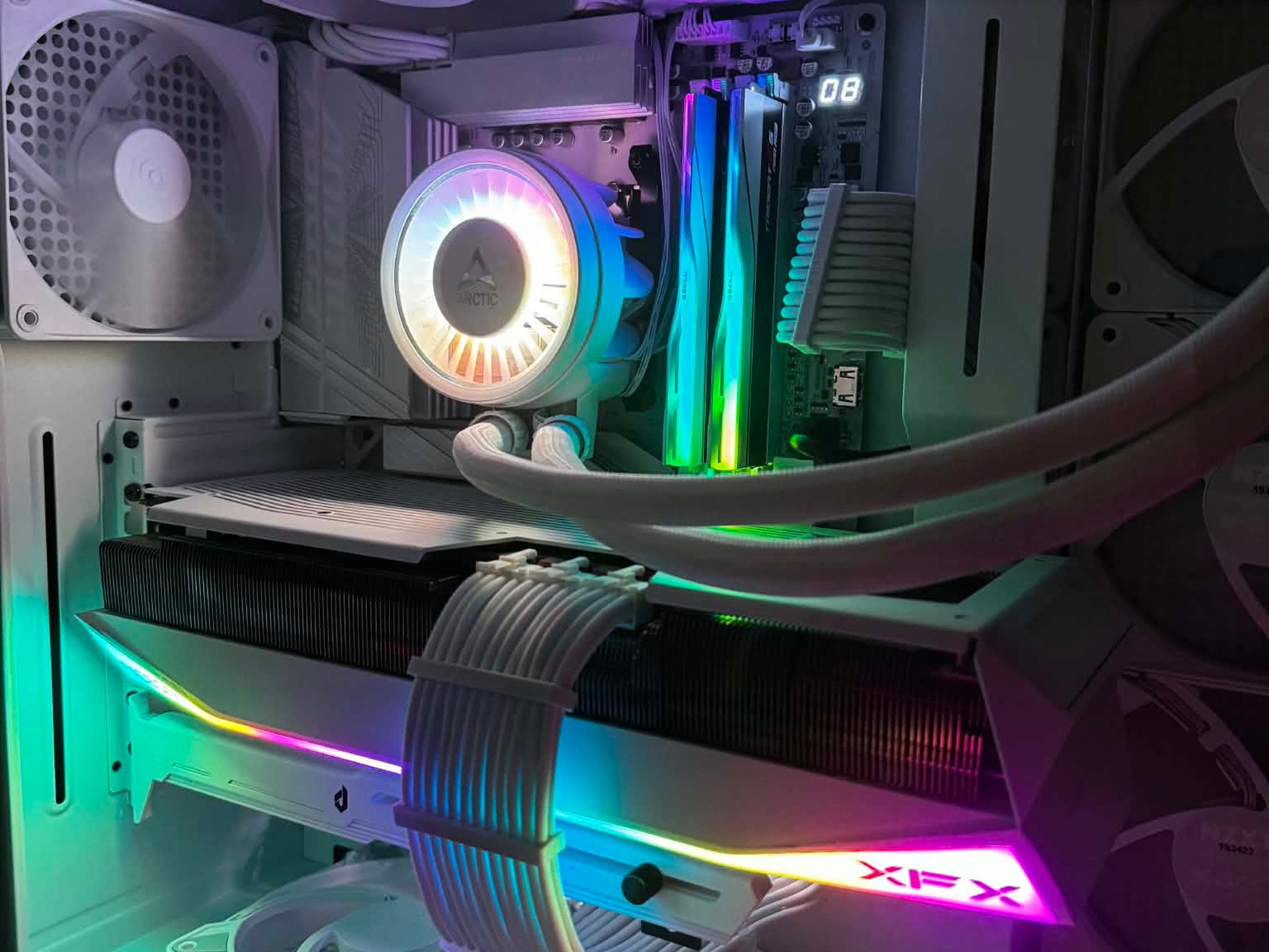 XFX RX 9070XT Magnetic White OC GPU - EXCELLENT CONDITION!