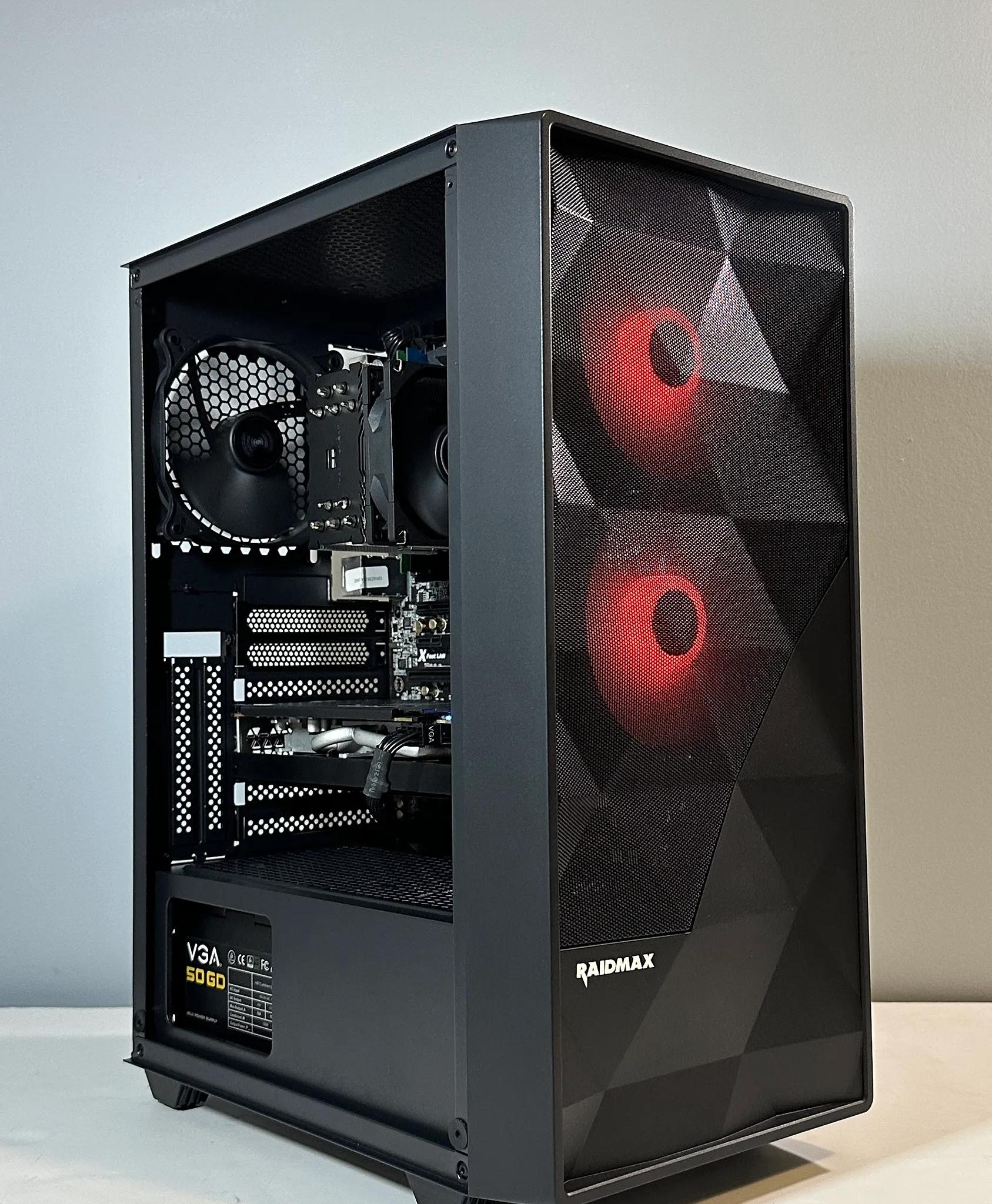 RX 580 8GB | INTEL i7-3820 | 16GB RAM | 480GB SSD | Custom RGB Gaming PC WIFI WIN10